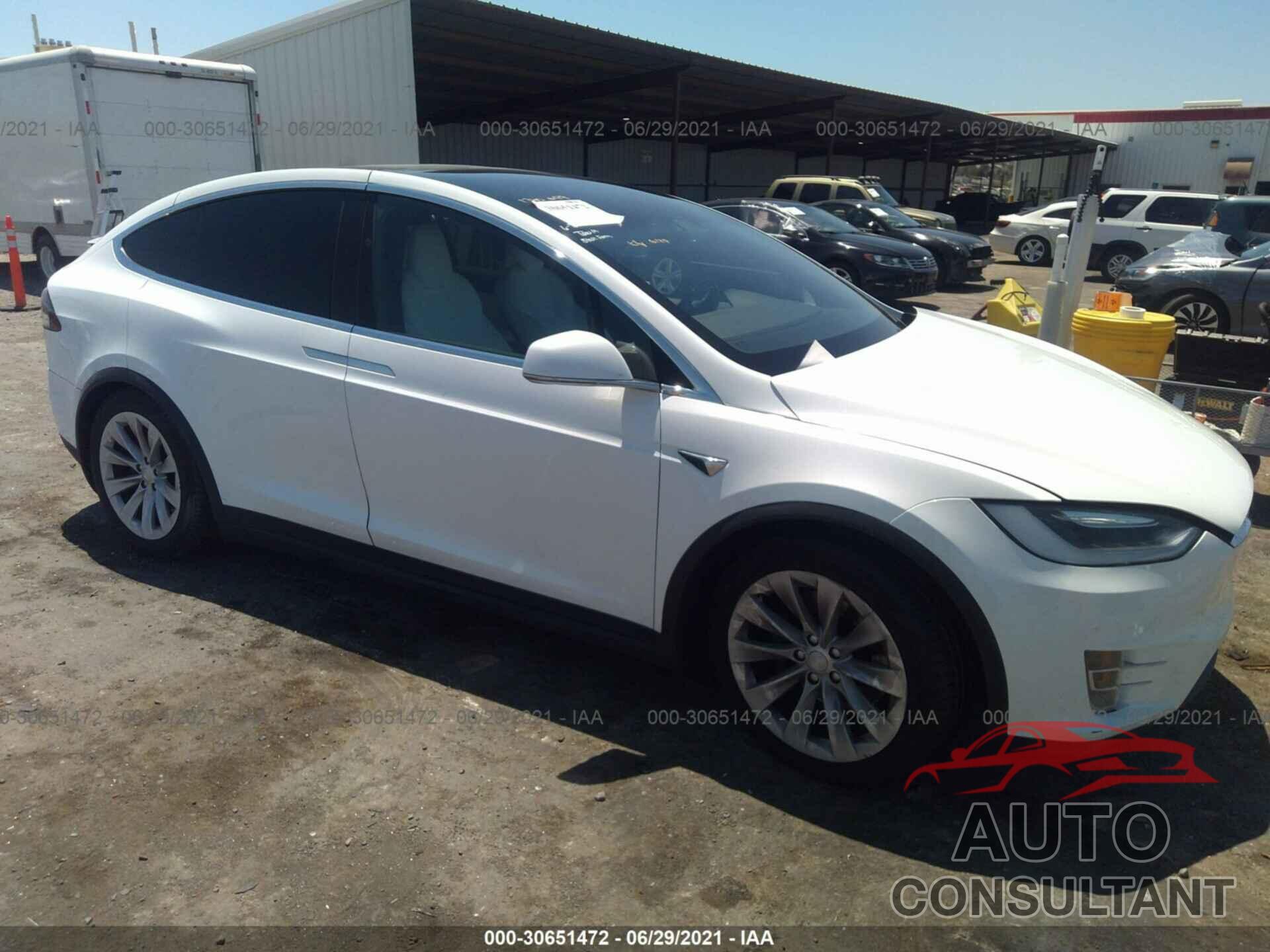 TESLA MODEL X 2016 - 5YJXCDE25GF032204