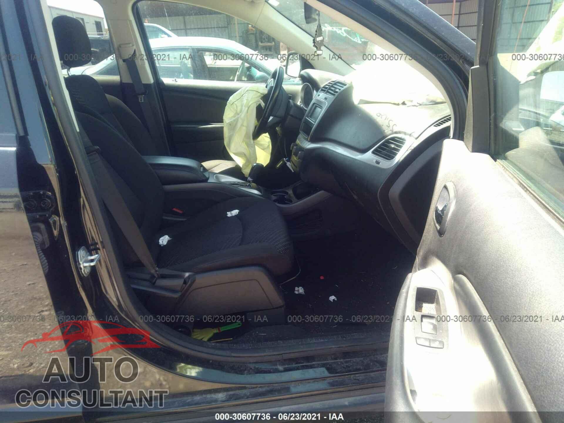 DODGE JOURNEY 2019 - 3C4PDCBB3KT810778