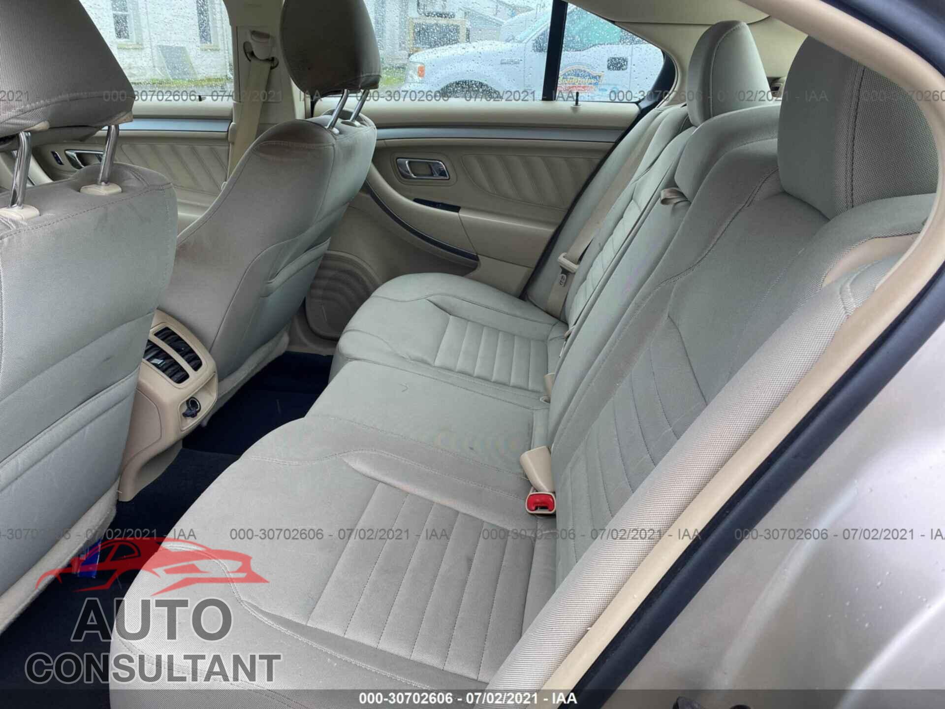 FORD TAURUS 2017 - 1FAHP2D80HG125325