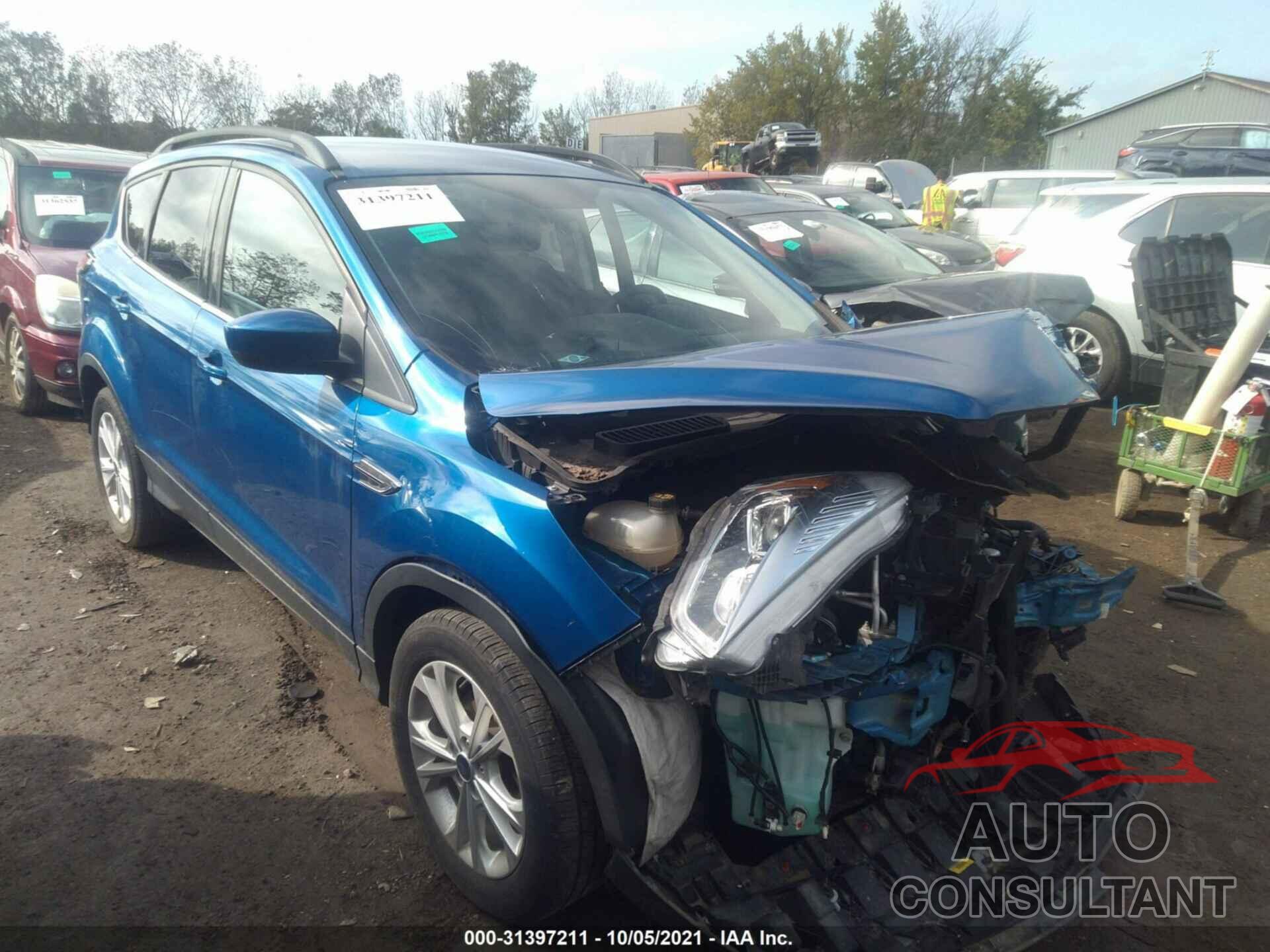 FORD ESCAPE 2017 - 1FMCU0GDXHUD08657
