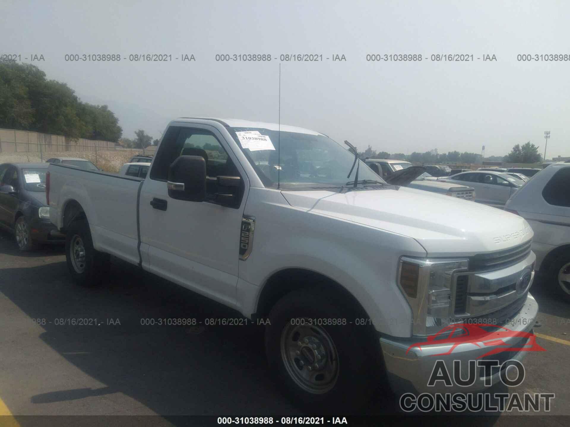 FORD SUPER DUTY F-250 SRW 2019 - 1FTBF2A67KEF40571