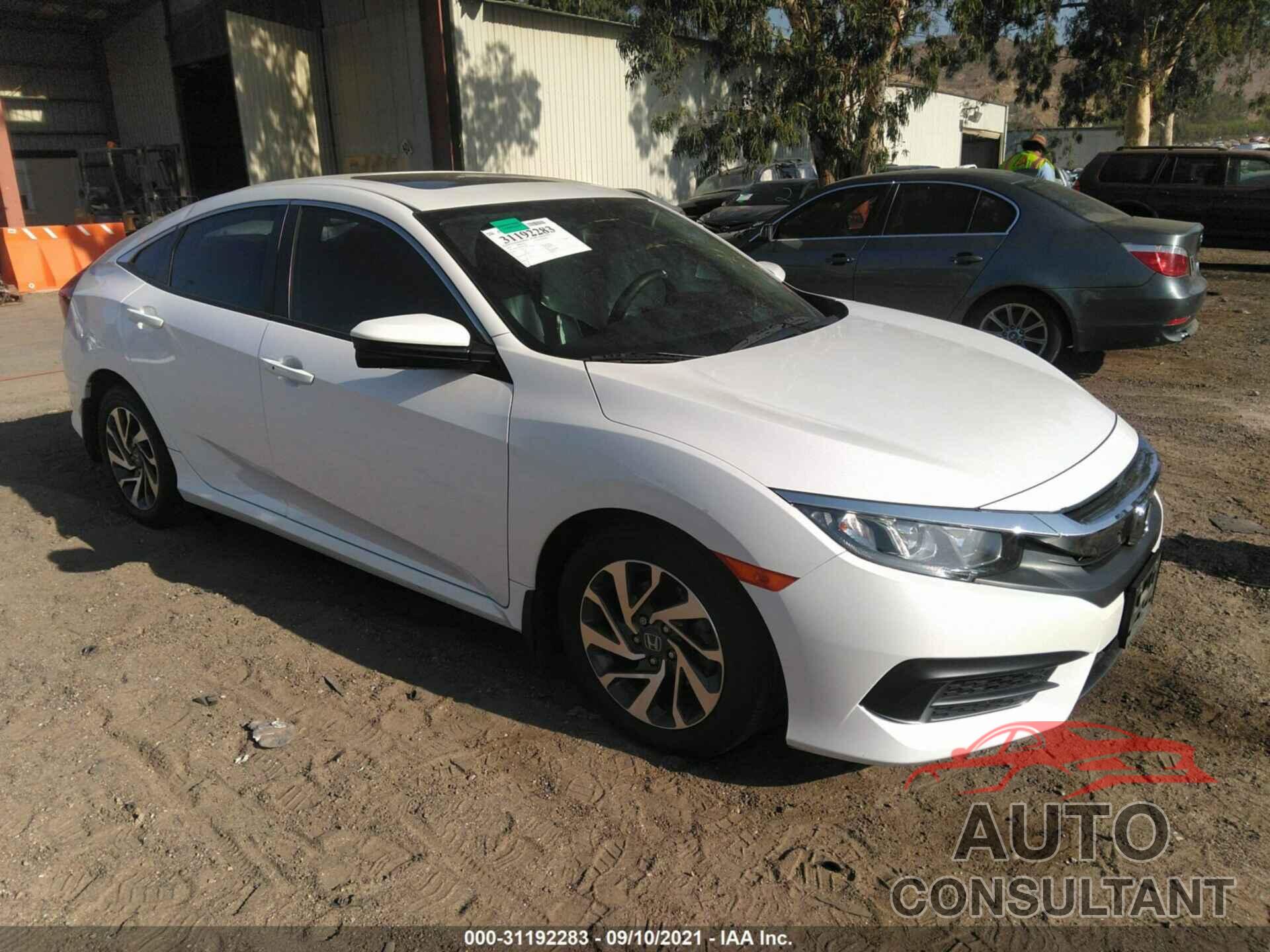 HONDA CIVIC SEDAN 2016 - 2HGFC2F72GH577279