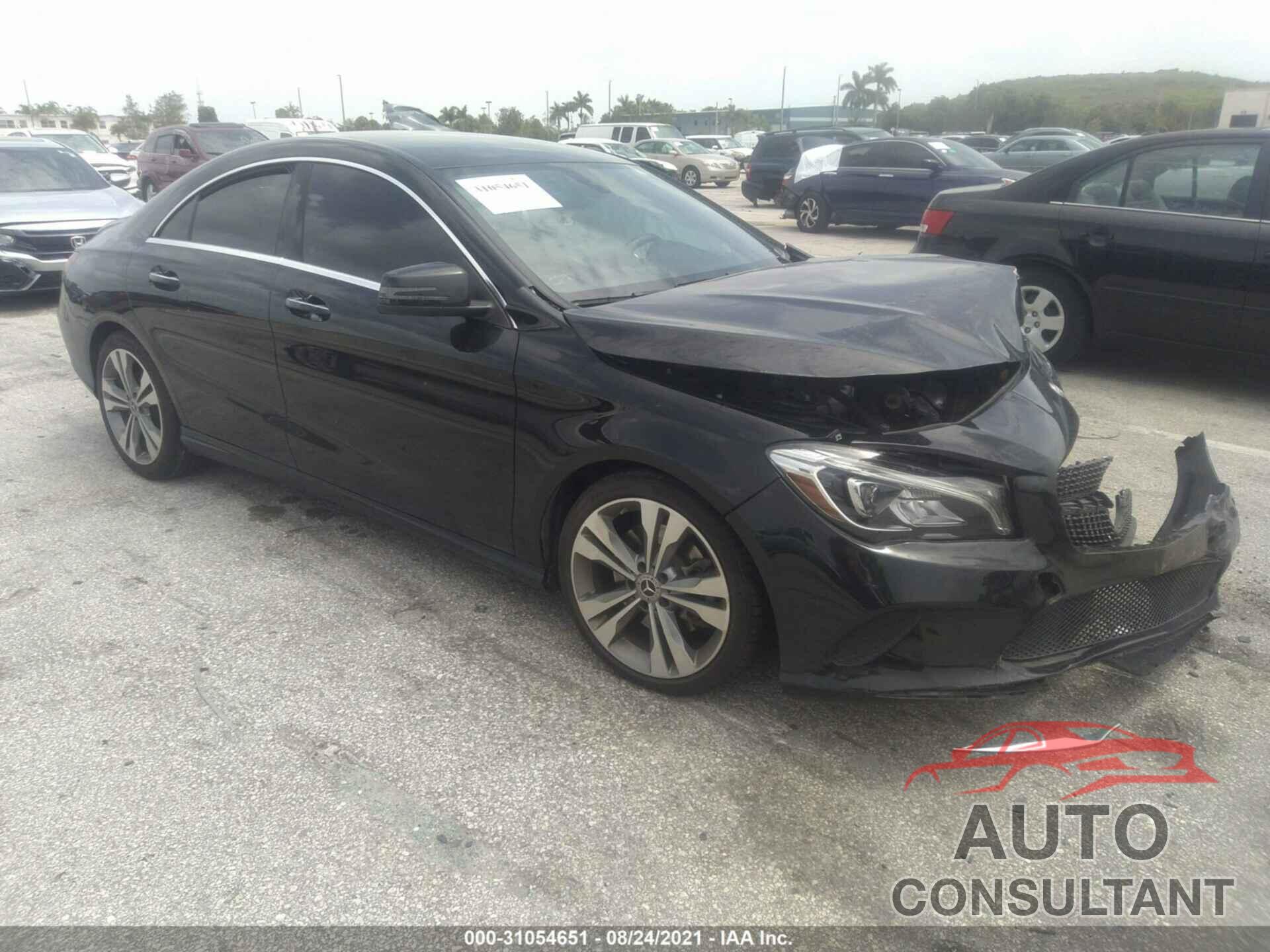 MERCEDES-BENZ CLA 2019 - WDDSJ4EB7KN753804