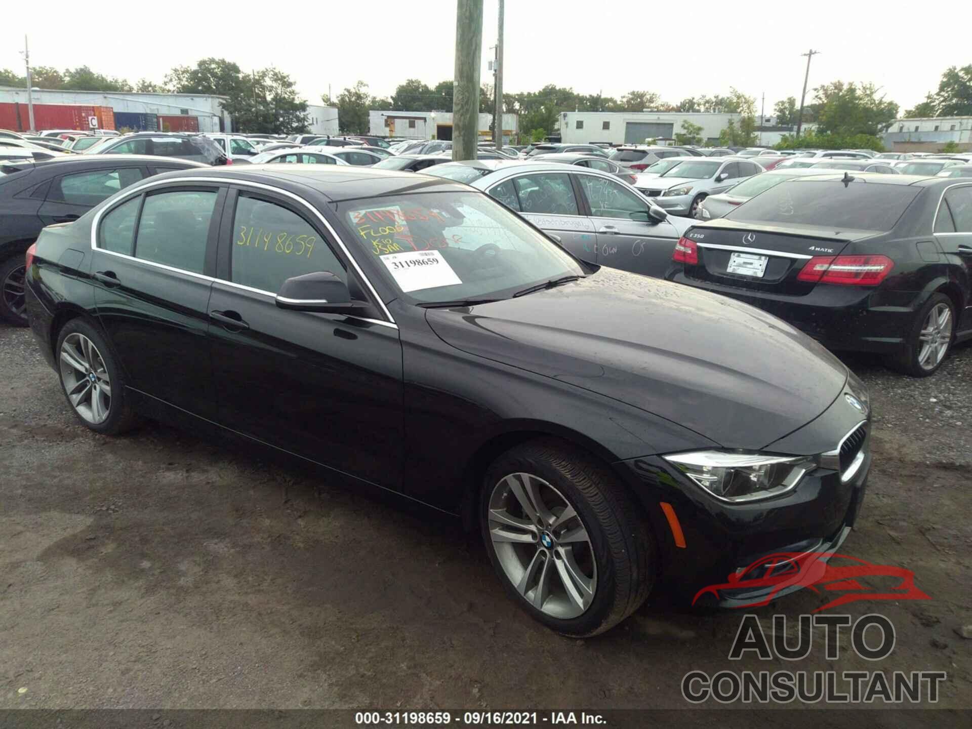 BMW 3 SERIES 2018 - WBA8D9C50JEM33922