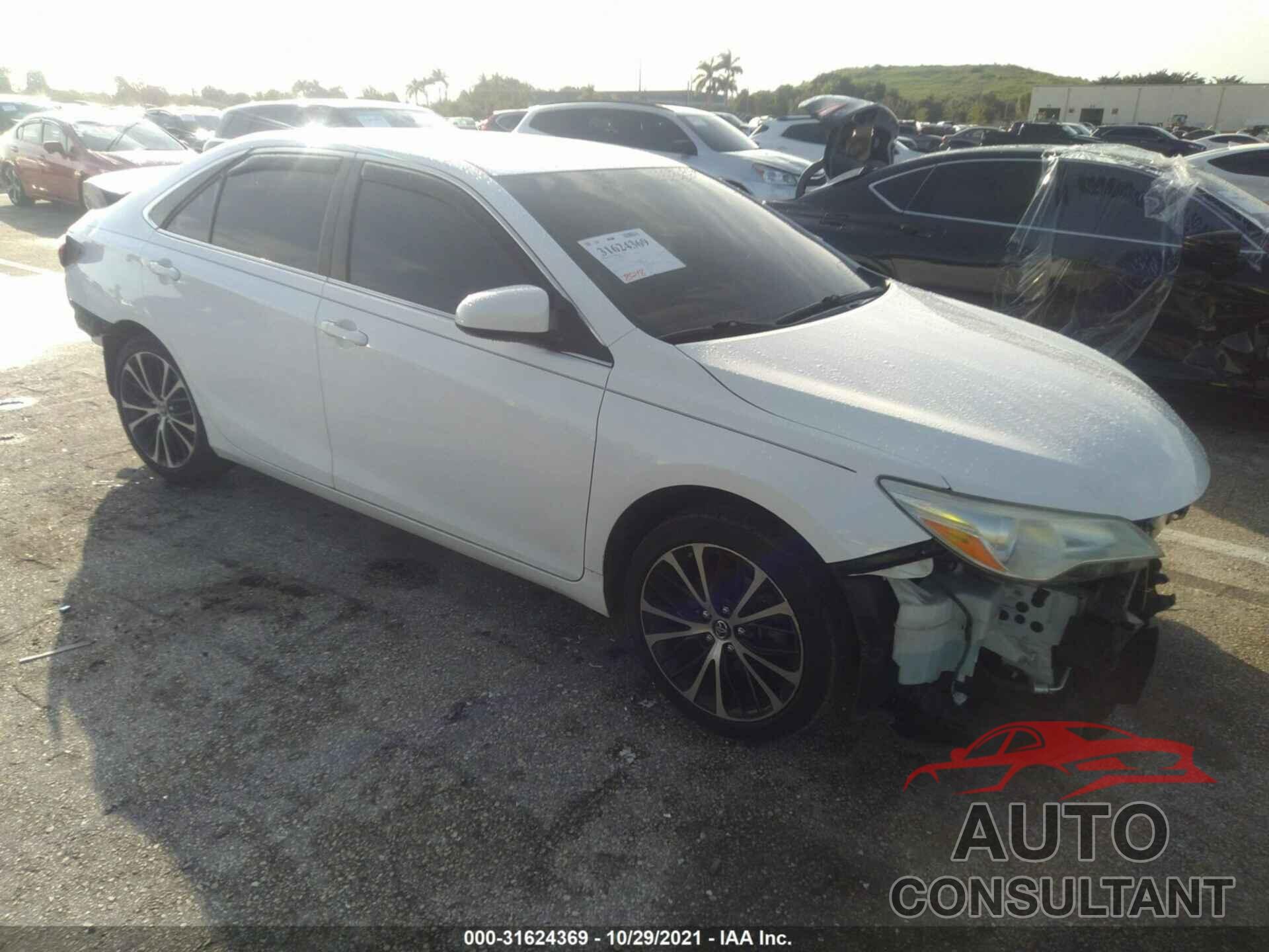 TOYOTA CAMRY 2016 - 4T1BF1FK3GU589050