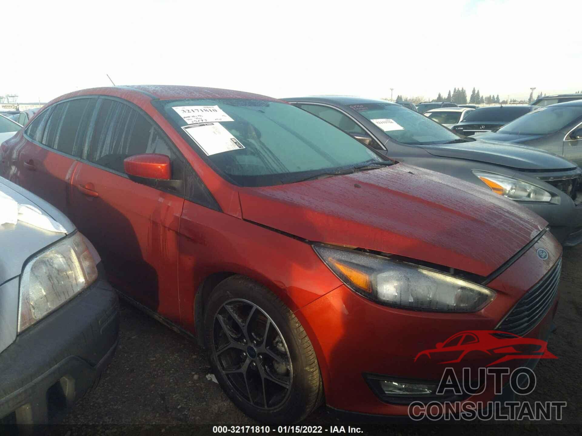 FORD FOCUS 2018 - 1FADP3F26JL304561