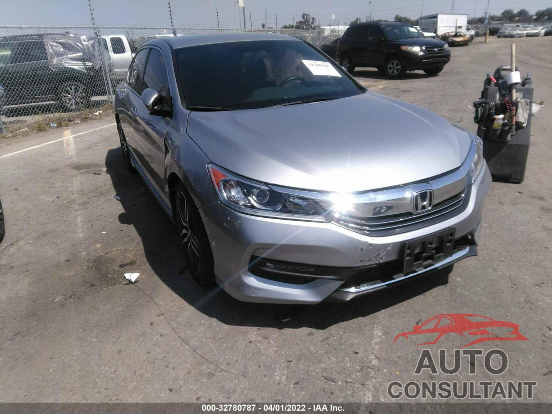 HONDA ACCORD SEDAN 2017 - 1HGCR2F56HA261481