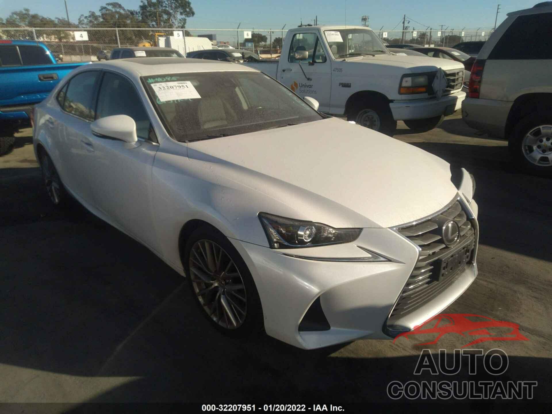 LEXUS IS 2017 - JTHBA1D28H5046504