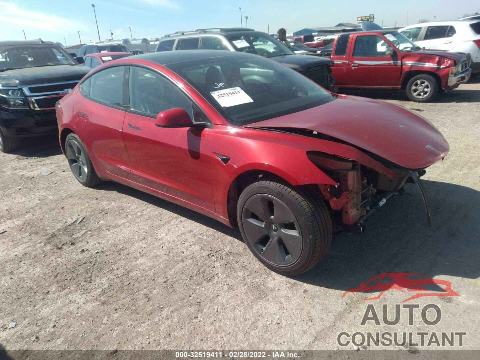 TESLA MODEL 3 2021 - 5YJ3E1EA5MF996151
