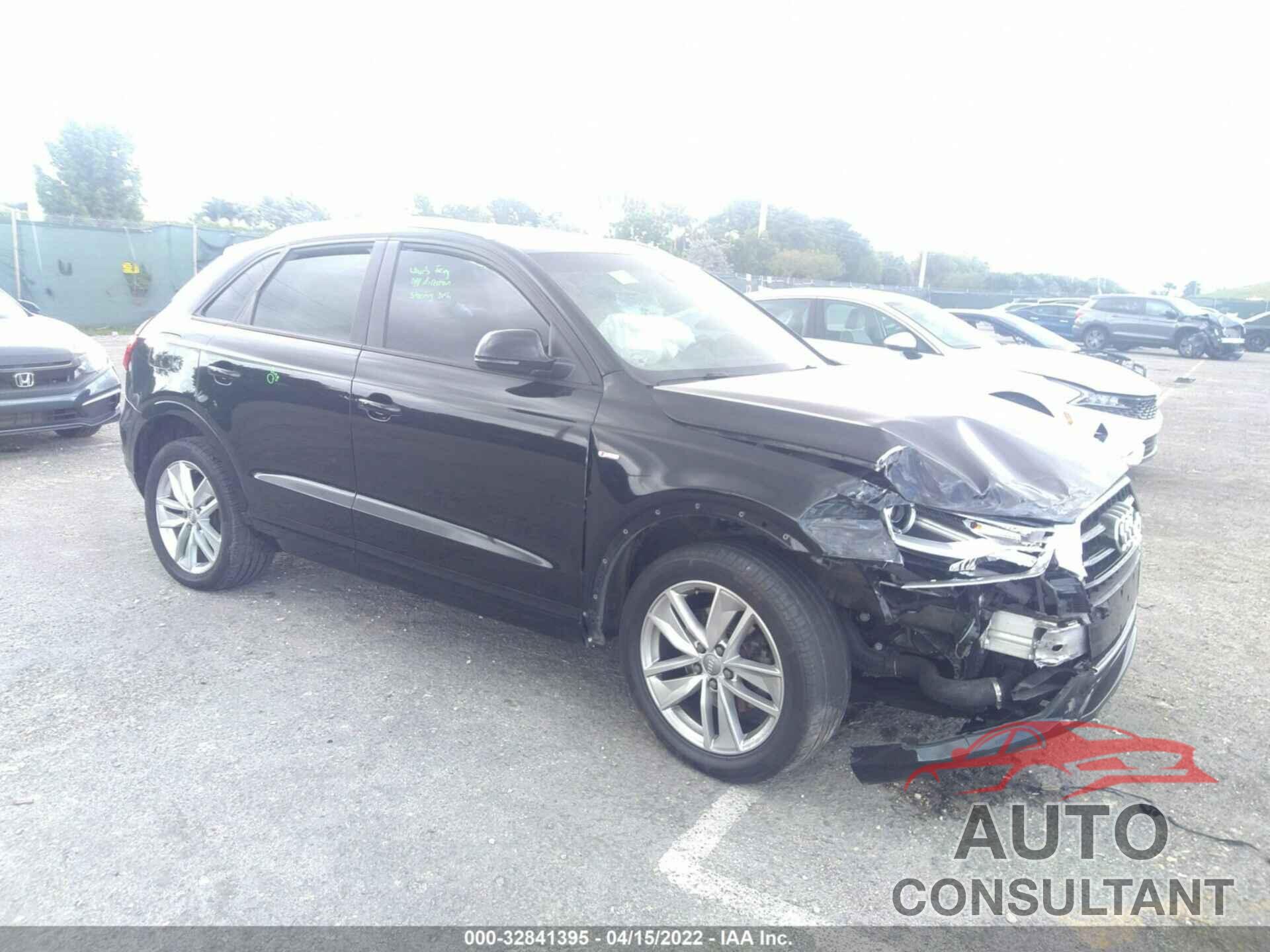 AUDI Q3 2018 - WA1BCCFS0JR016863