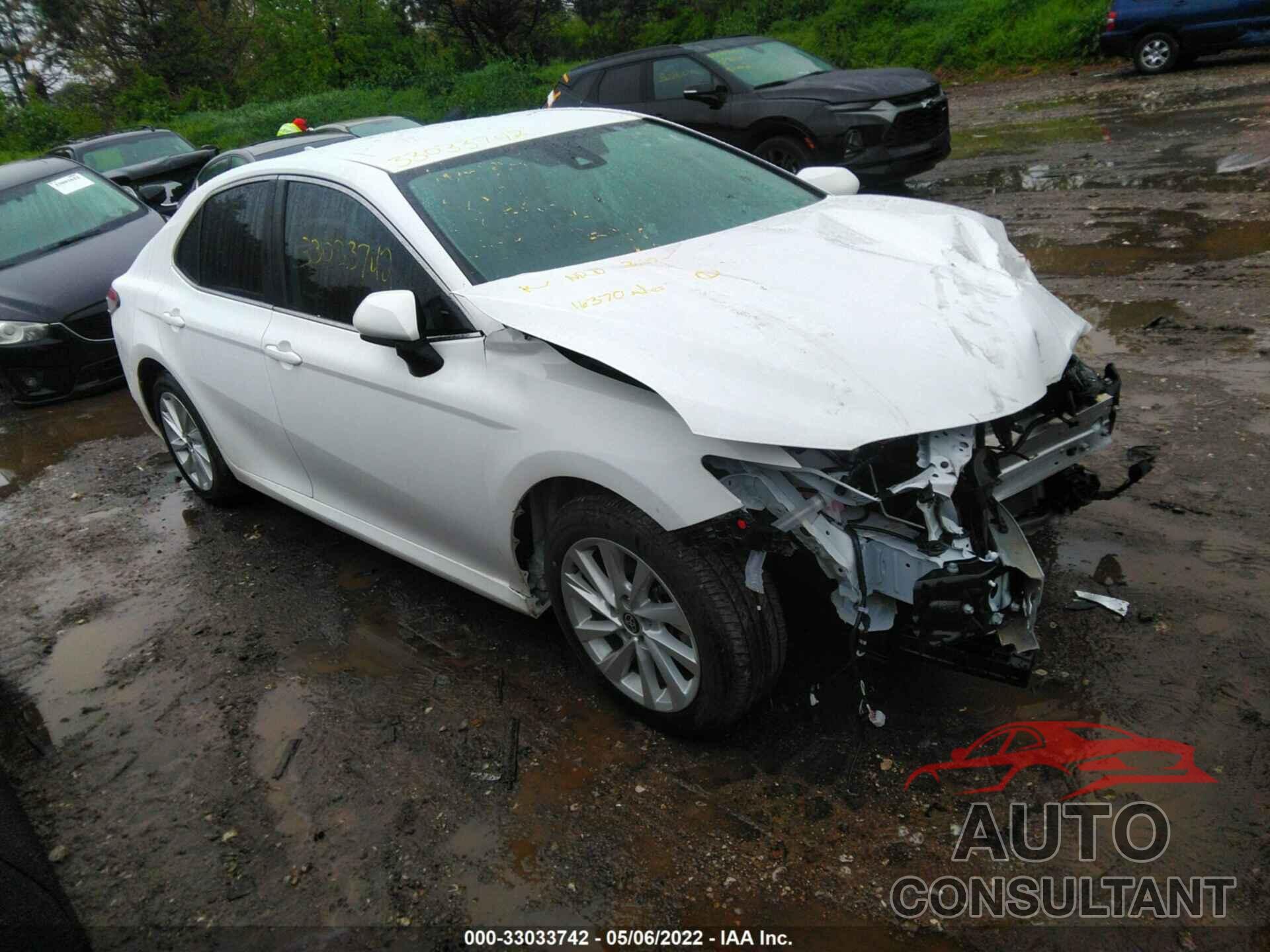 TOYOTA CAMRY 2021 - 4T1C11AK5MU582137