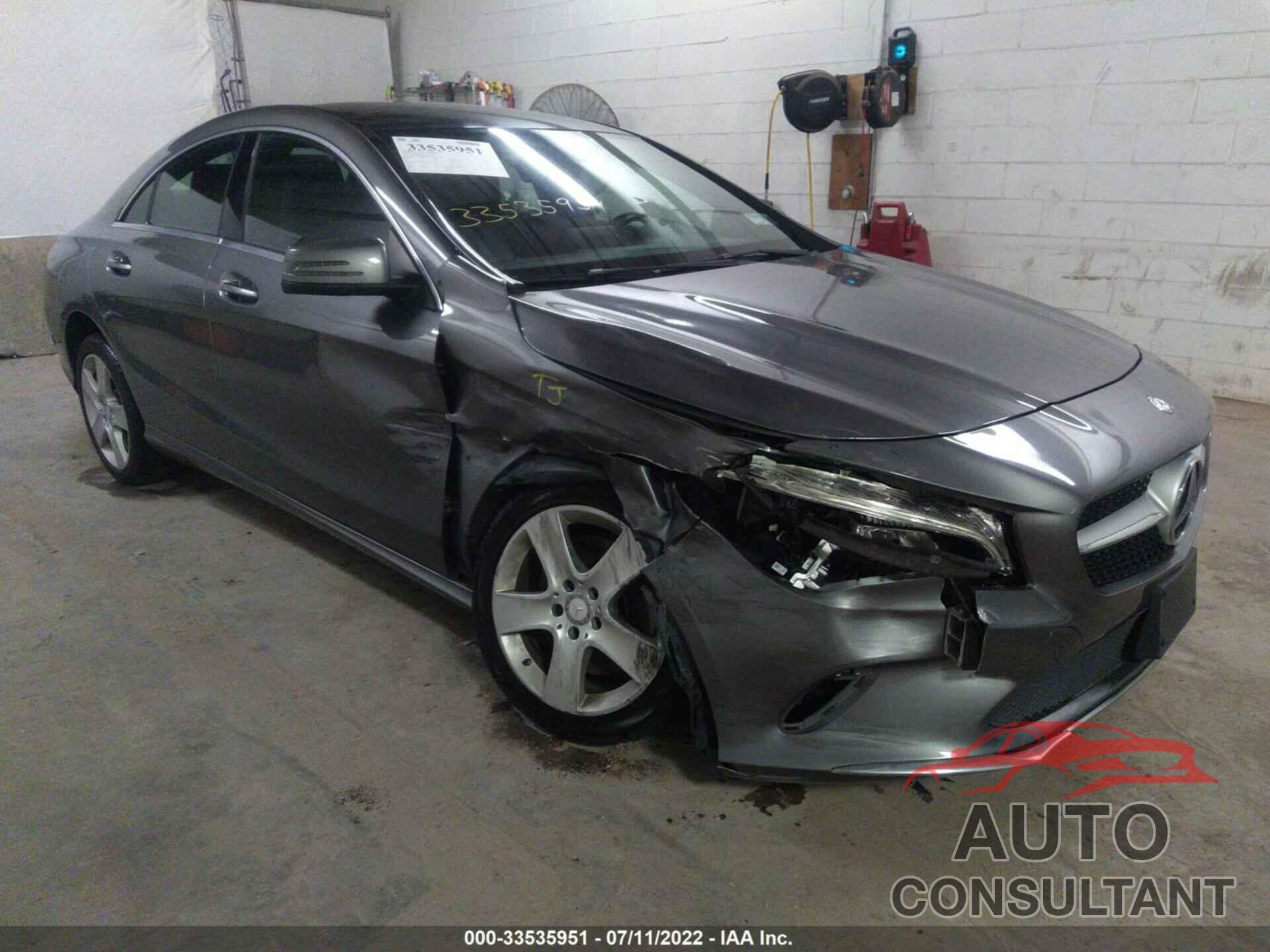 MERCEDES-BENZ CLA 2017 - WDDSJ4GB5HN404405