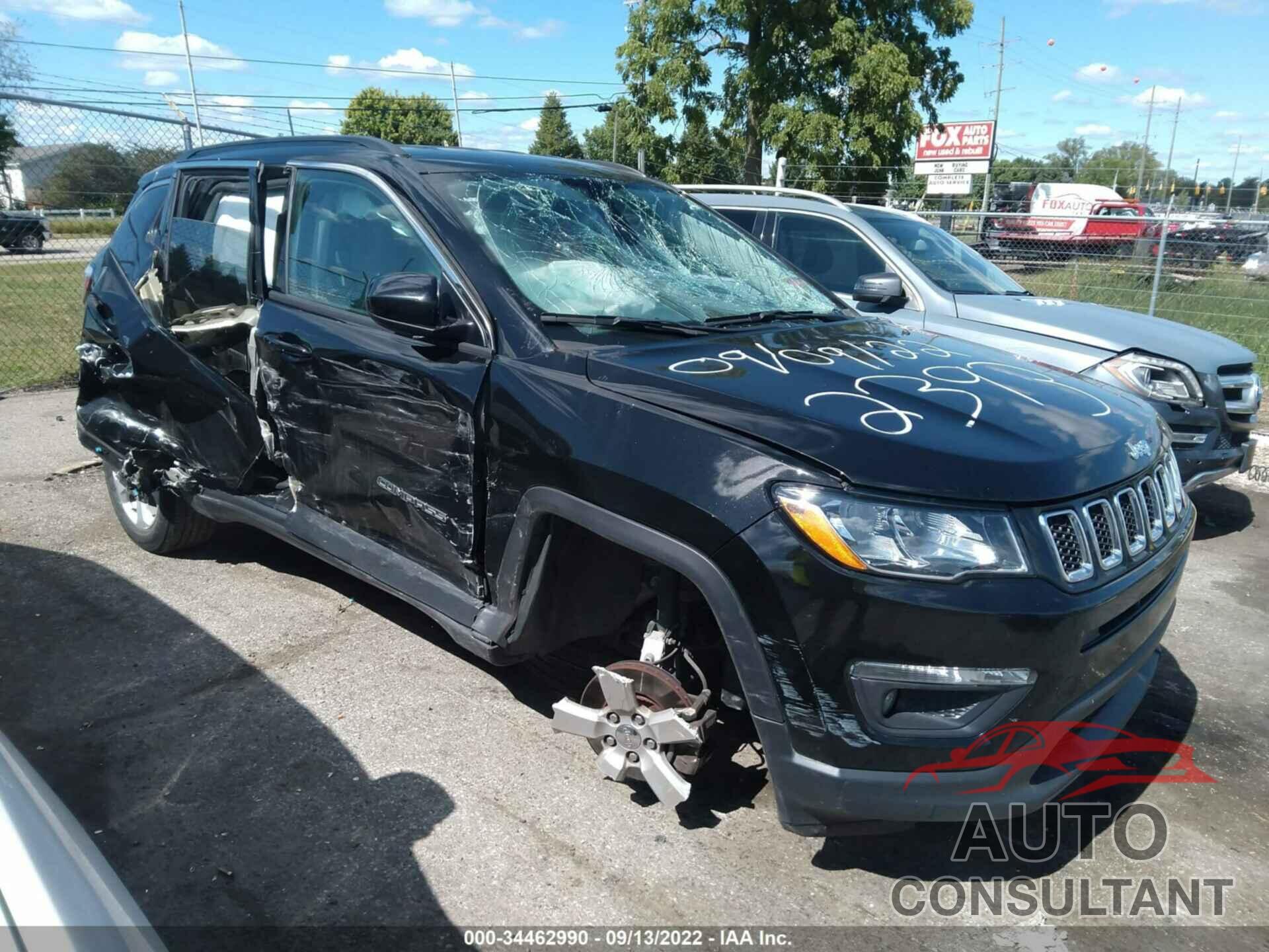 JEEP COMPASS 2018 - 3C4NJDBB3JT342393