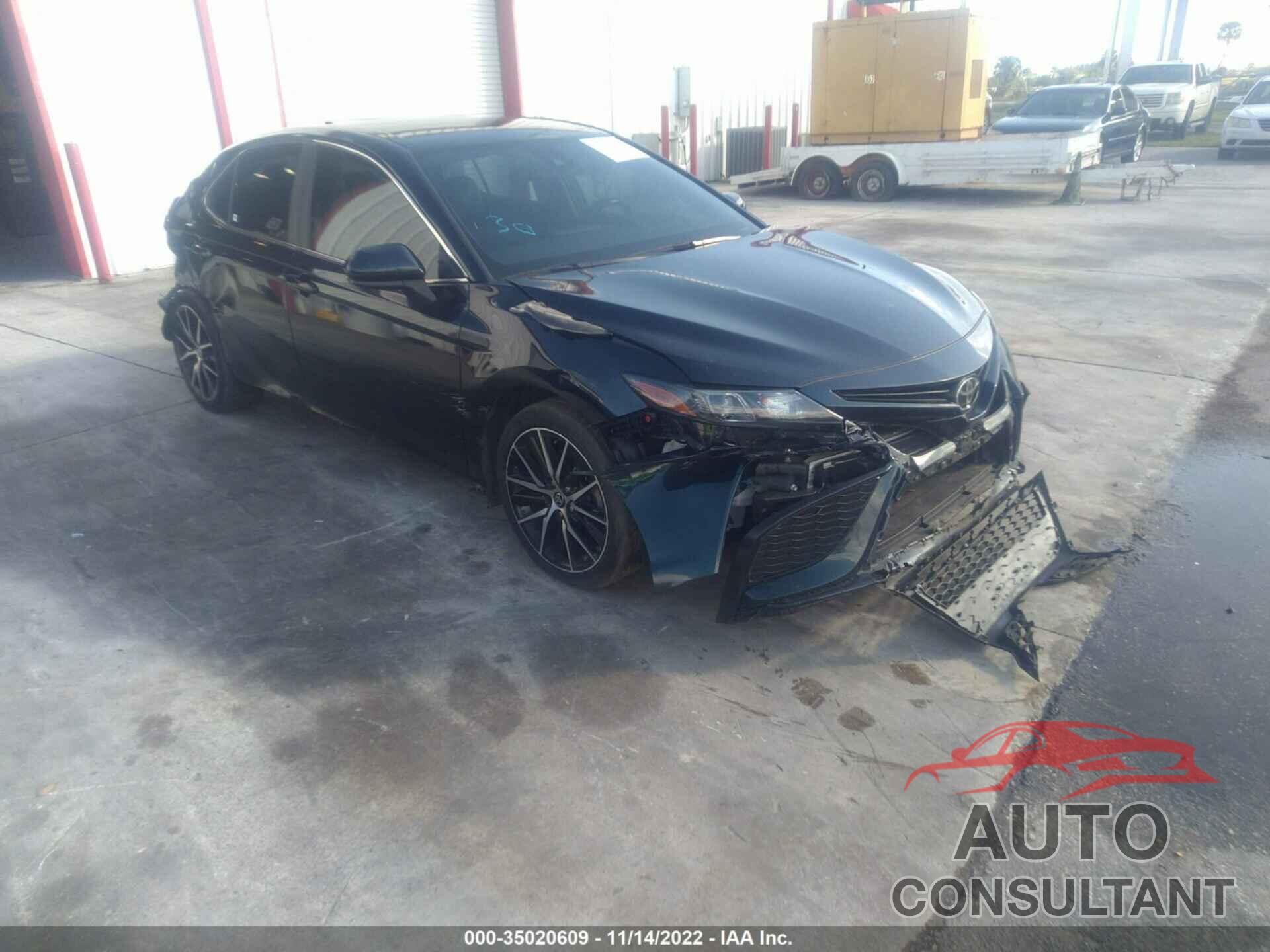 TOYOTA CAMRY 2021 - 4T1G11AK4MU417973