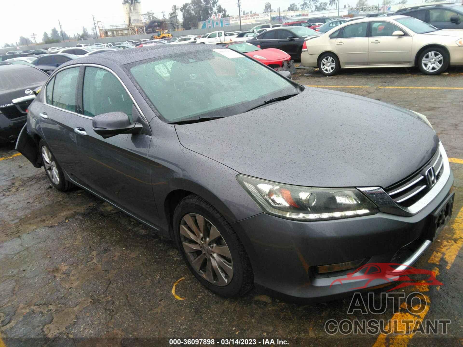 HONDA ACCORD SEDAN 2015 - 1HGCR3F83FA038778