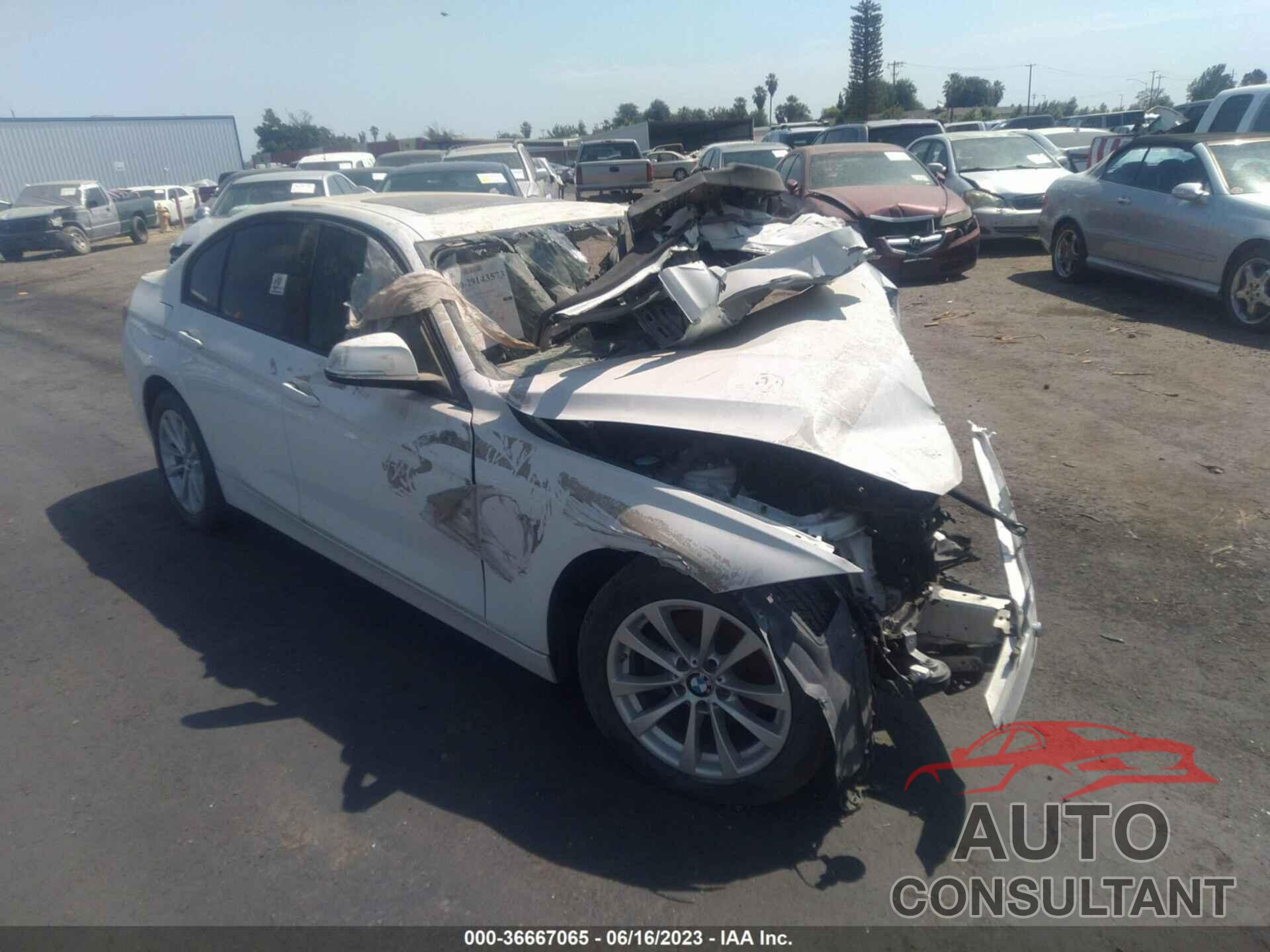 BMW 320I 2017 - WBA8A9C5XHK619875