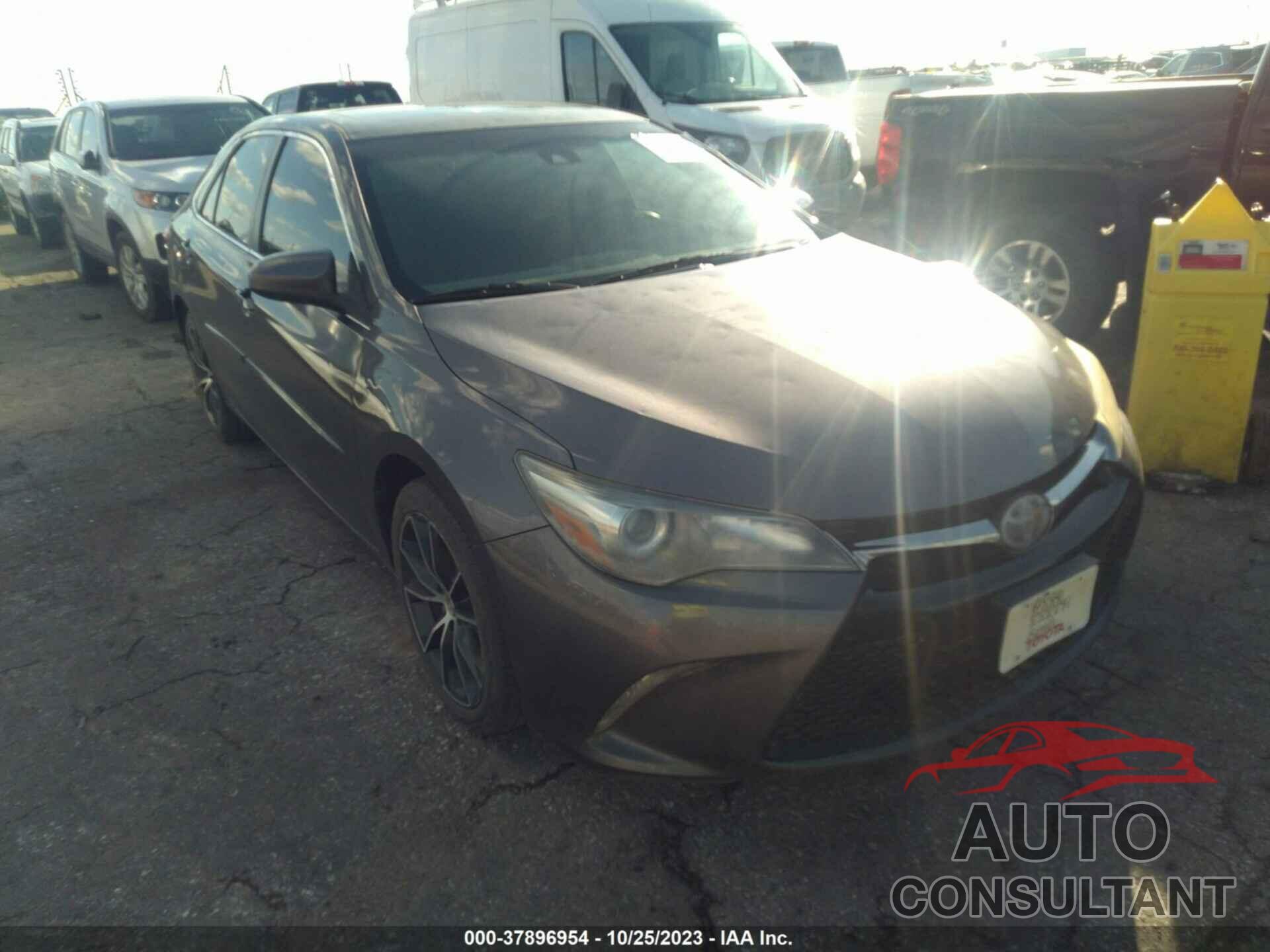 TOYOTA CAMRY 2015 - 4T1BF1FK7FU887003