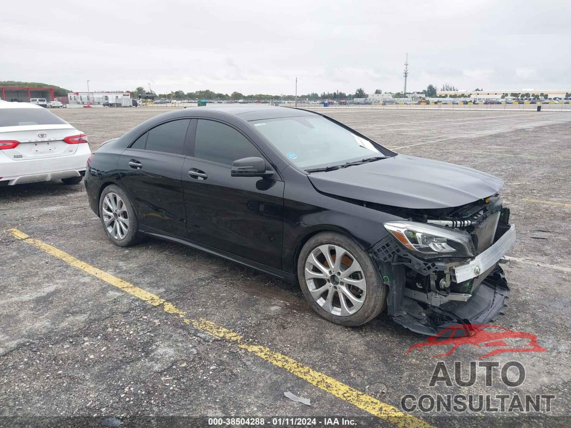 MERCEDES-BENZ CLA 250 2018 - WDDSJ4GB6JN620916