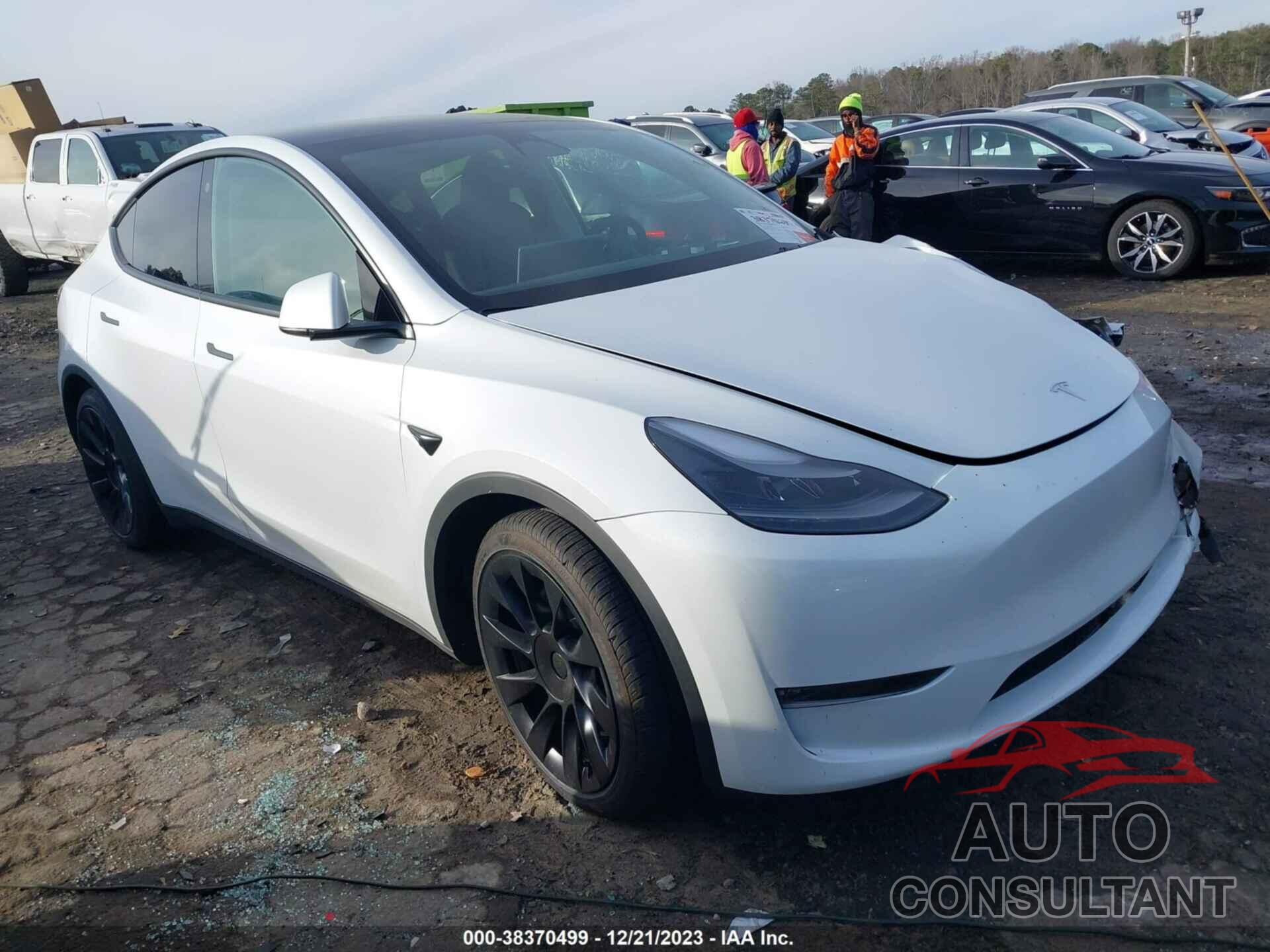 TESLA MODEL Y 2023 - 7SAYGAEE4PF708789