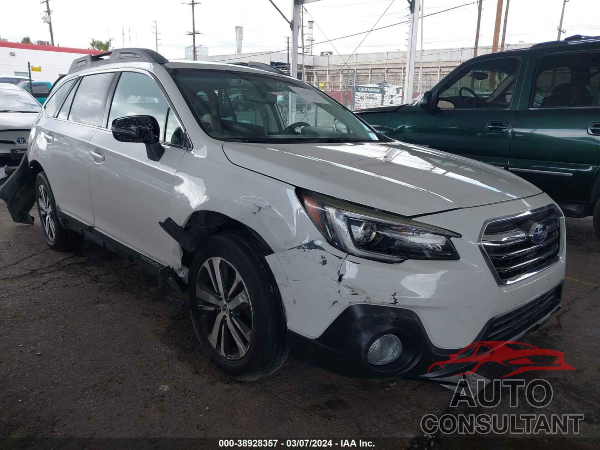 SUBARU OUTBACK 2018 - 4S4BSENC0J3382464