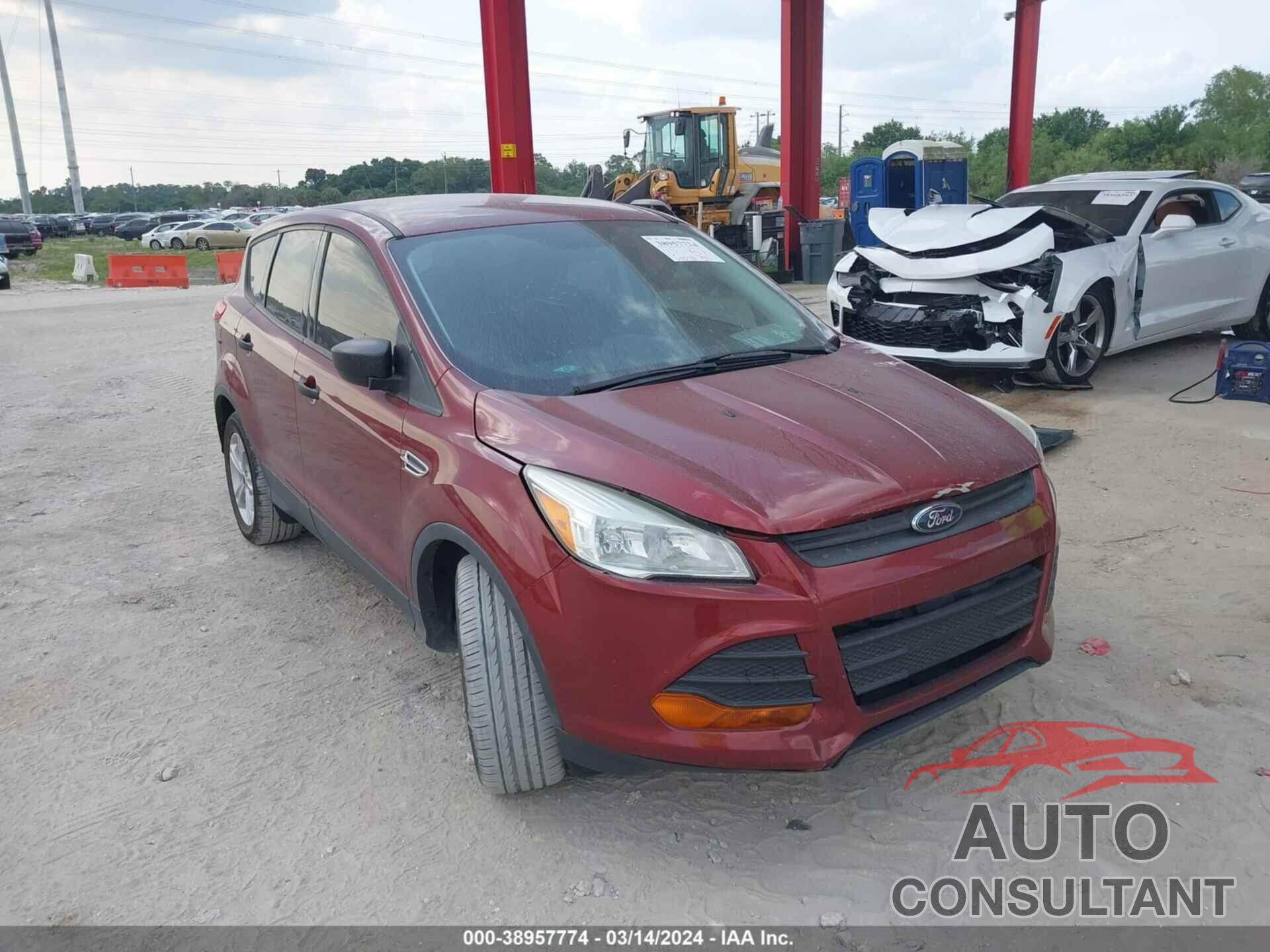 FORD ESCAPE 2016 - 1FMCU0F72GUB89707