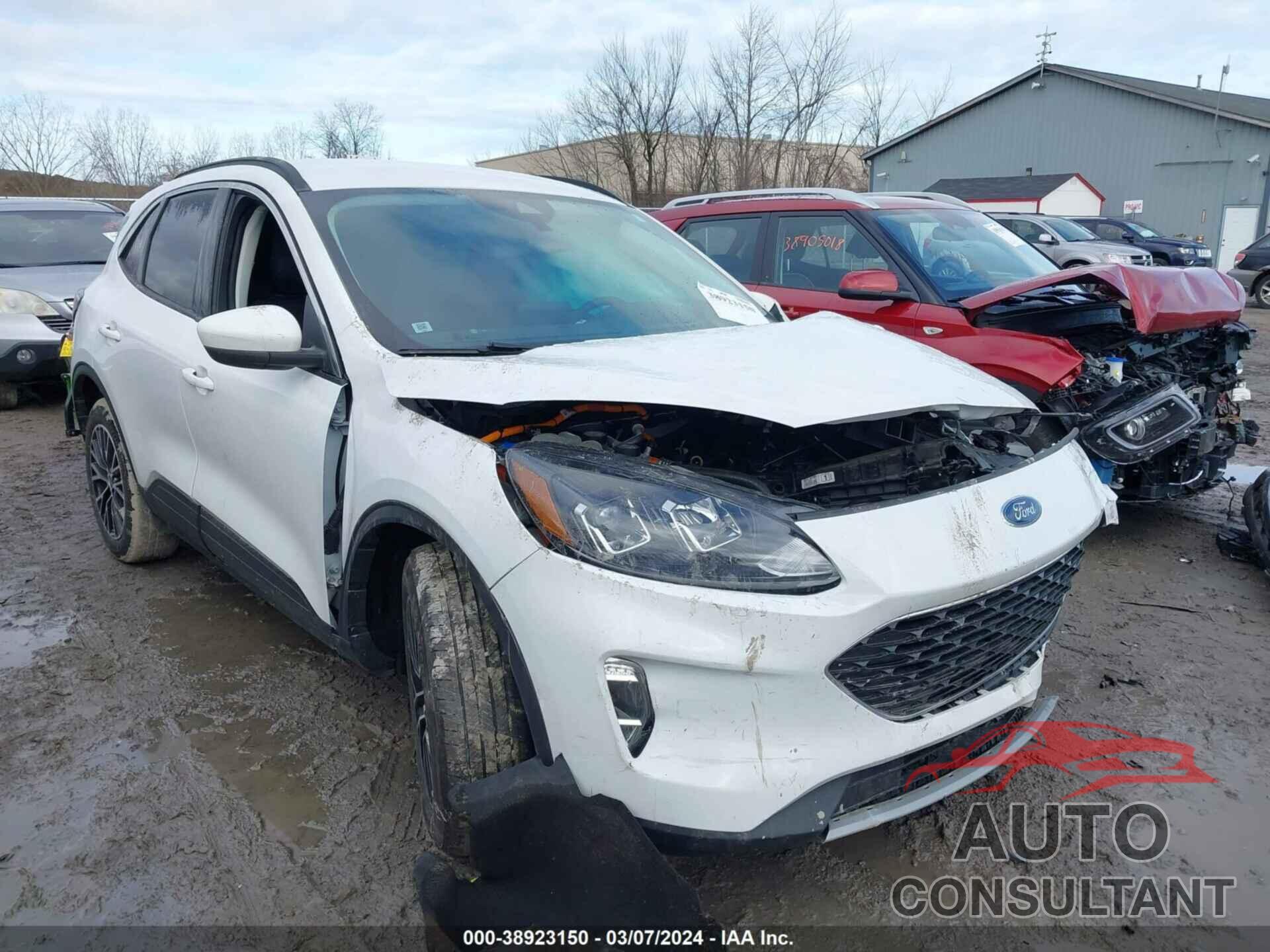 FORD ESCAPE 2022 - 1FMCU0KZ0NUA22475