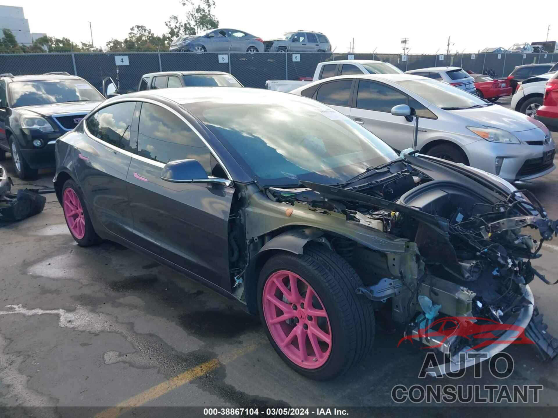 TESLA MODEL 3 2019 - 5YJ3E1EA3KF332962
