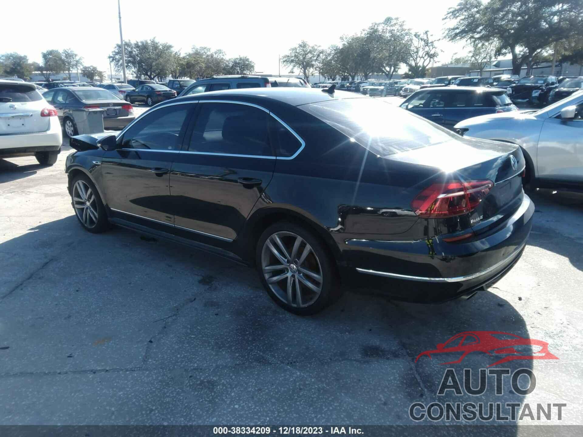 VOLKSWAGEN PASSAT 2017 - 1VWDT7A37HC077630