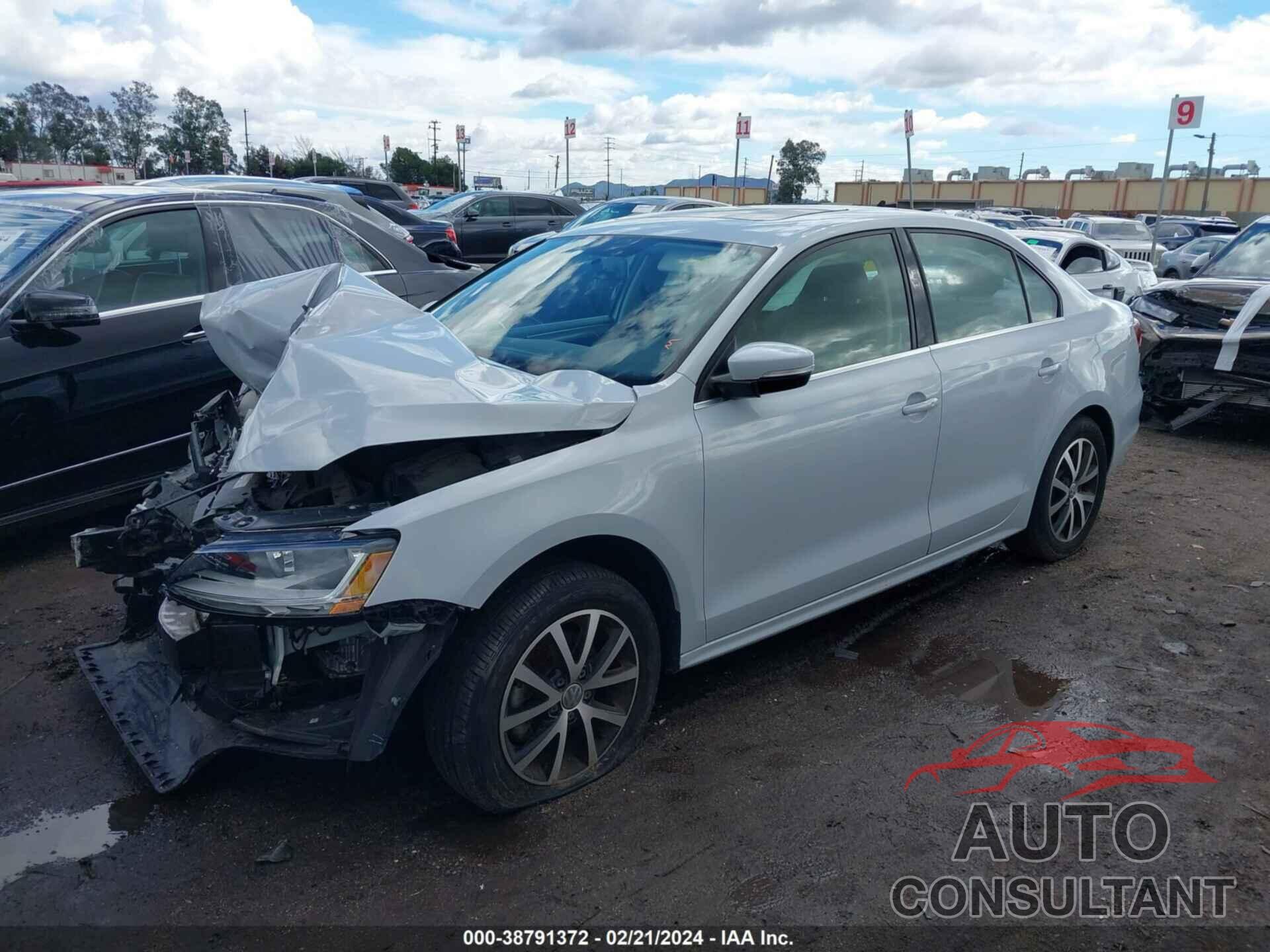 VOLKSWAGEN JETTA 2017 - 3VWDB7AJ3HM249328