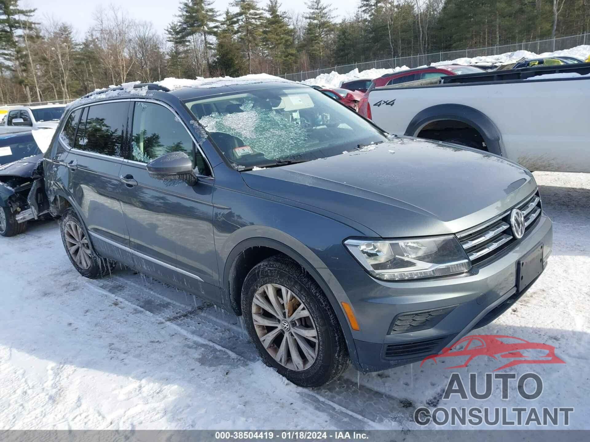 VOLKSWAGEN TIGUAN 2018 - 3VV2B7AX5JM061853