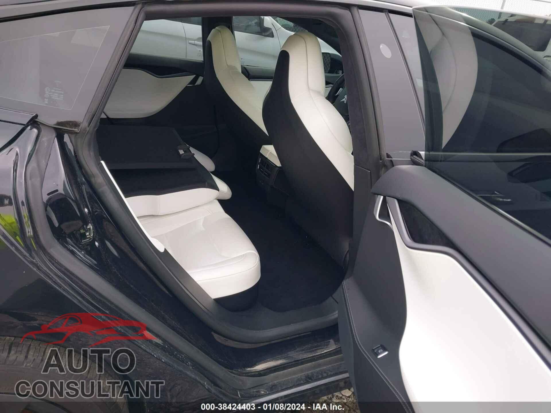 TESLA MODEL S 2018 - 5YJSA1E22JF278021