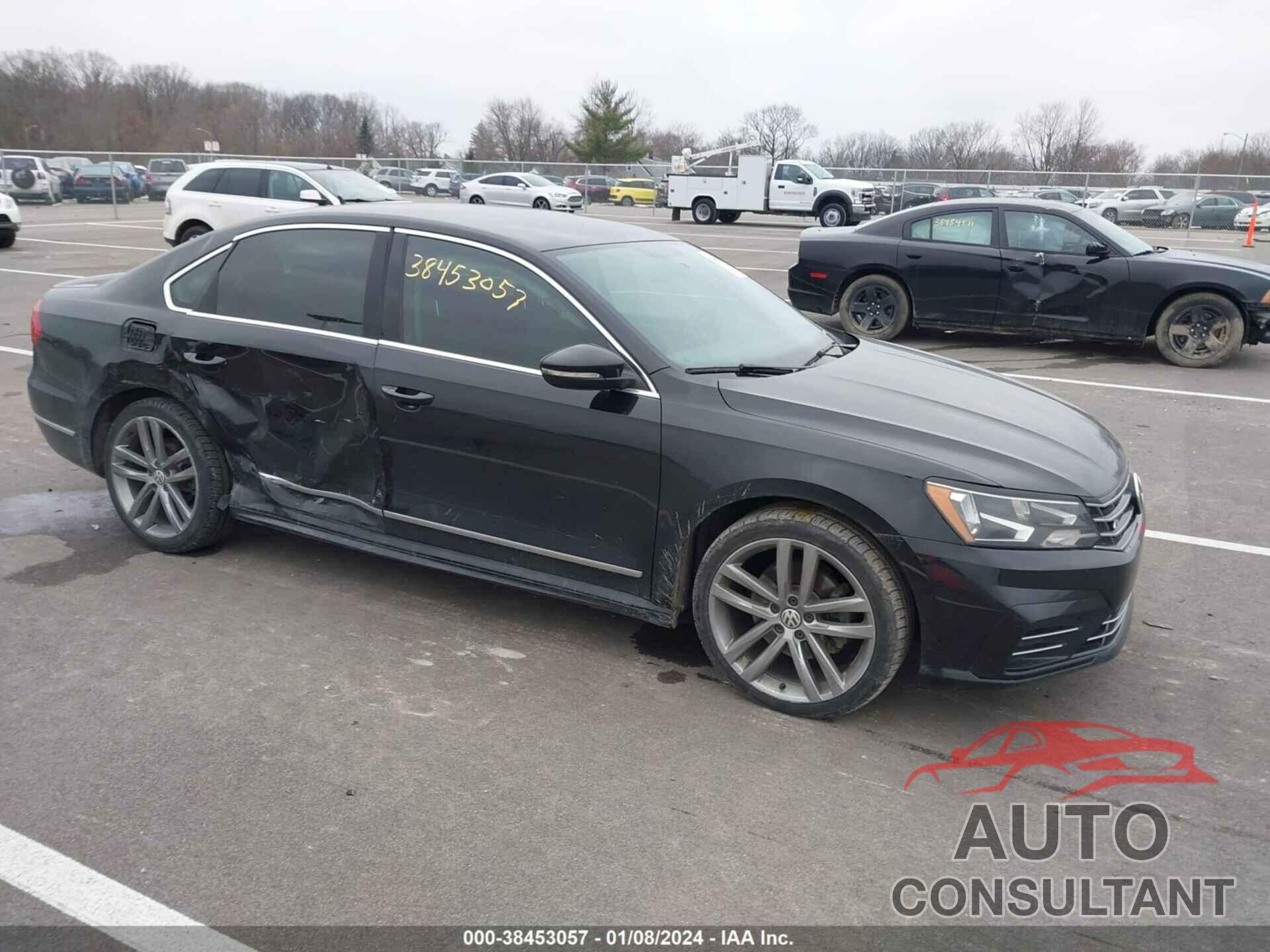 VOLKSWAGEN PASSAT 2016 - 1VWAT7A34GC060222