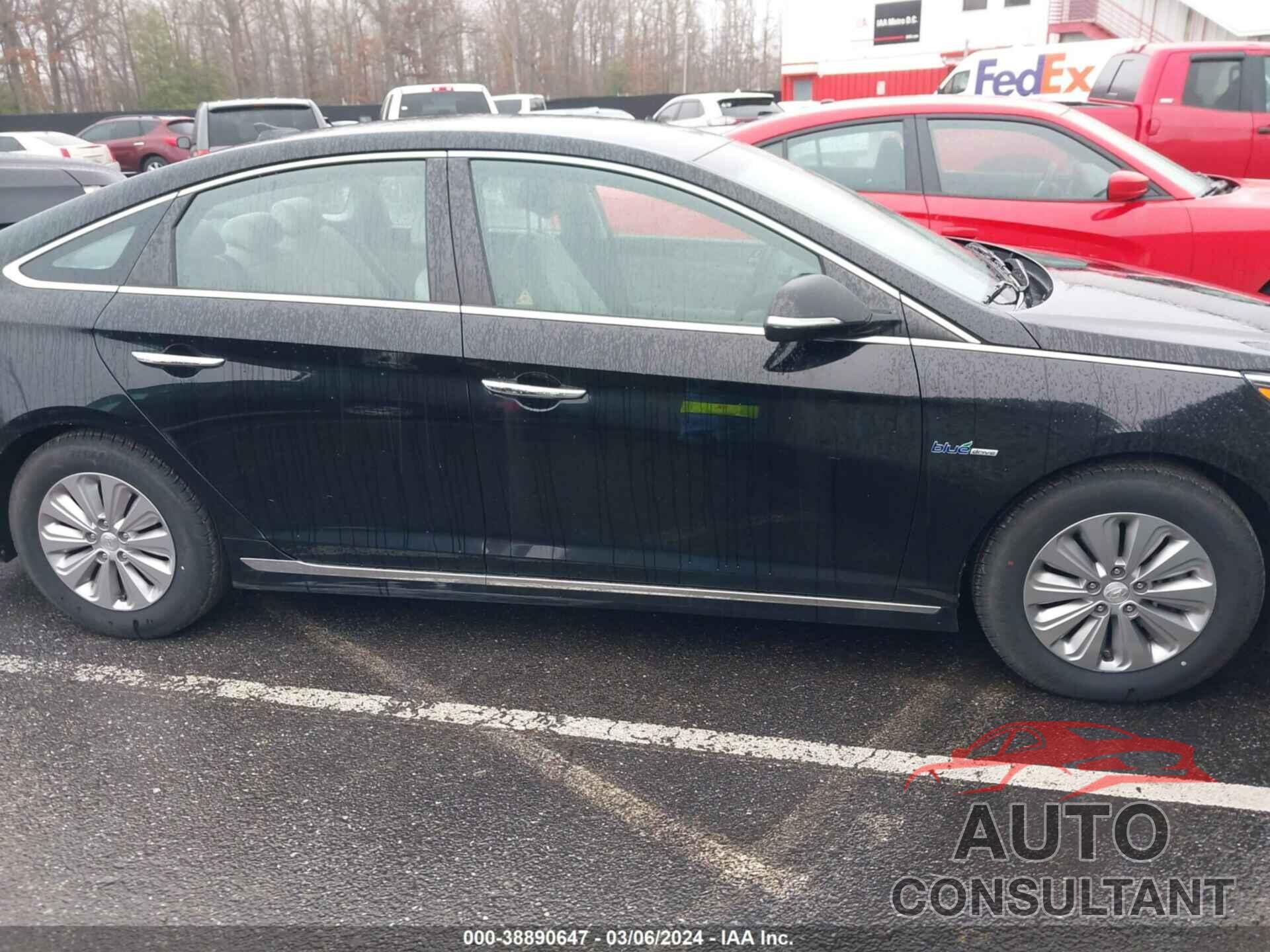 HYUNDAI SONATA 2016 - KMHE24L19GA038998