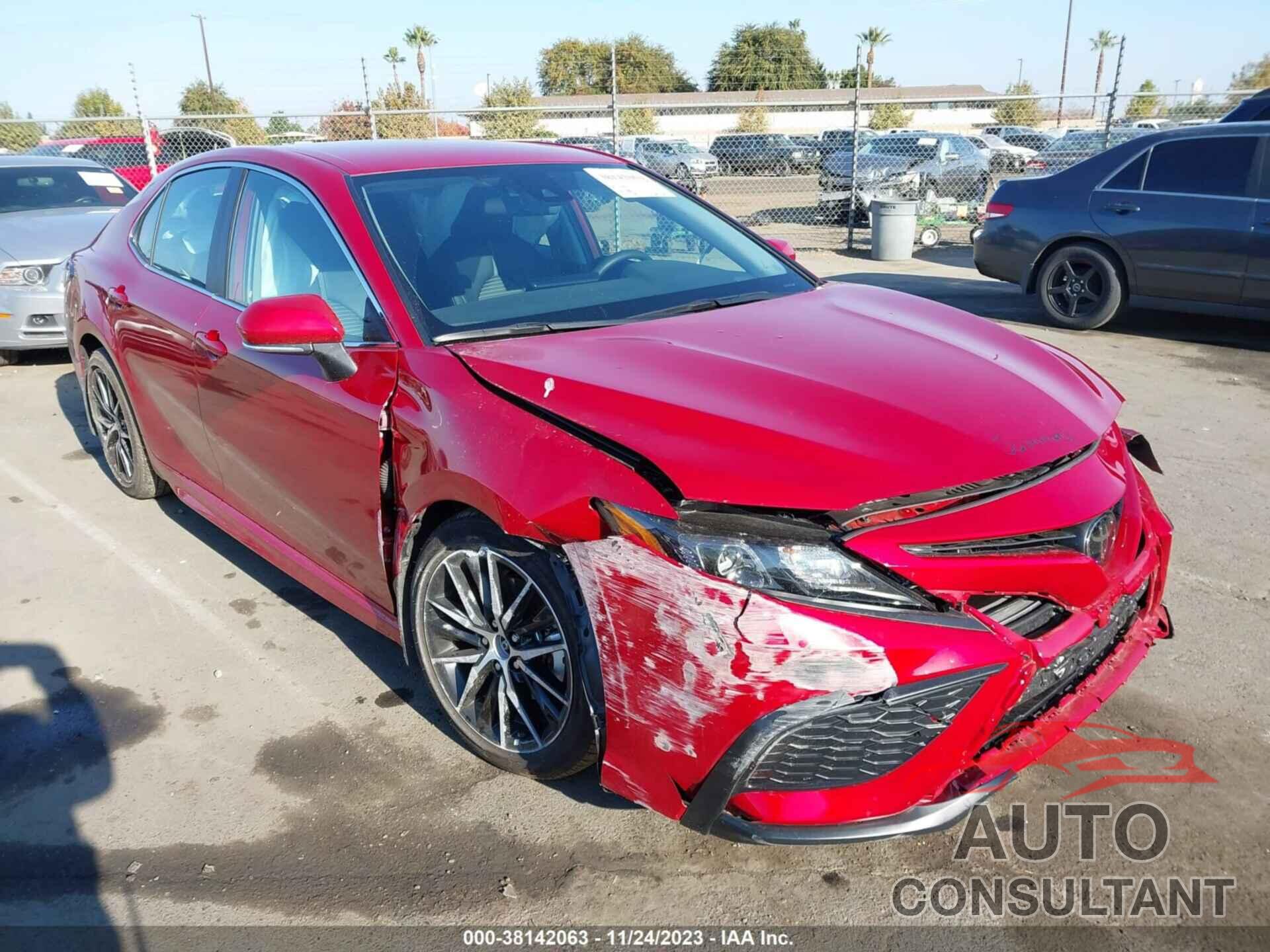 TOYOTA CAMRY 2023 - 4T1G11AK5PU160620