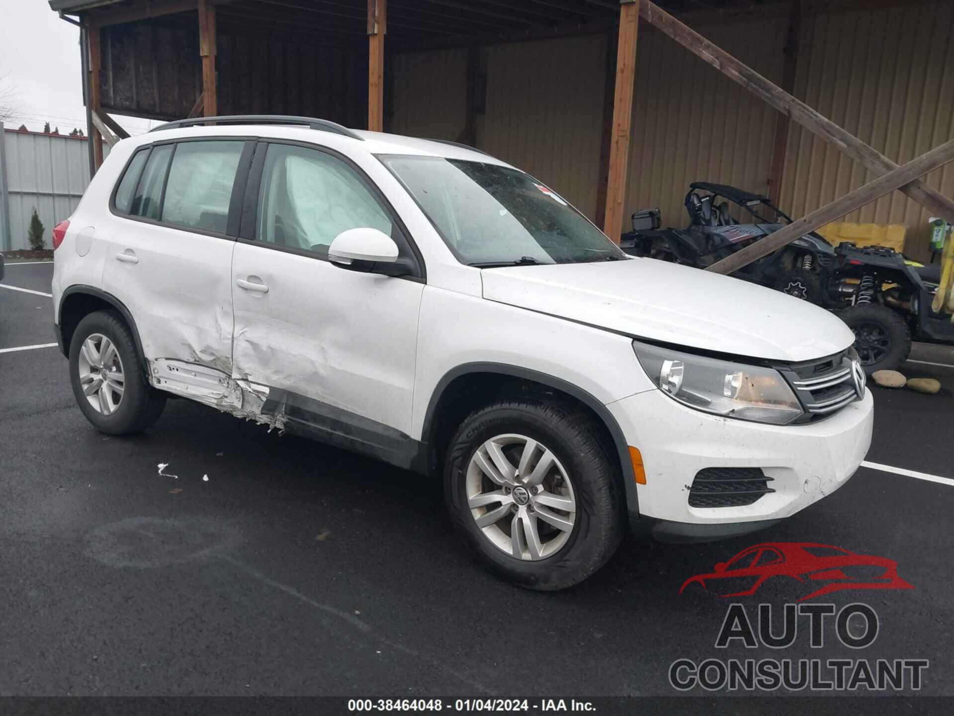 VOLKSWAGEN TIGUAN 2017 - WVGAV7AX2HK039338