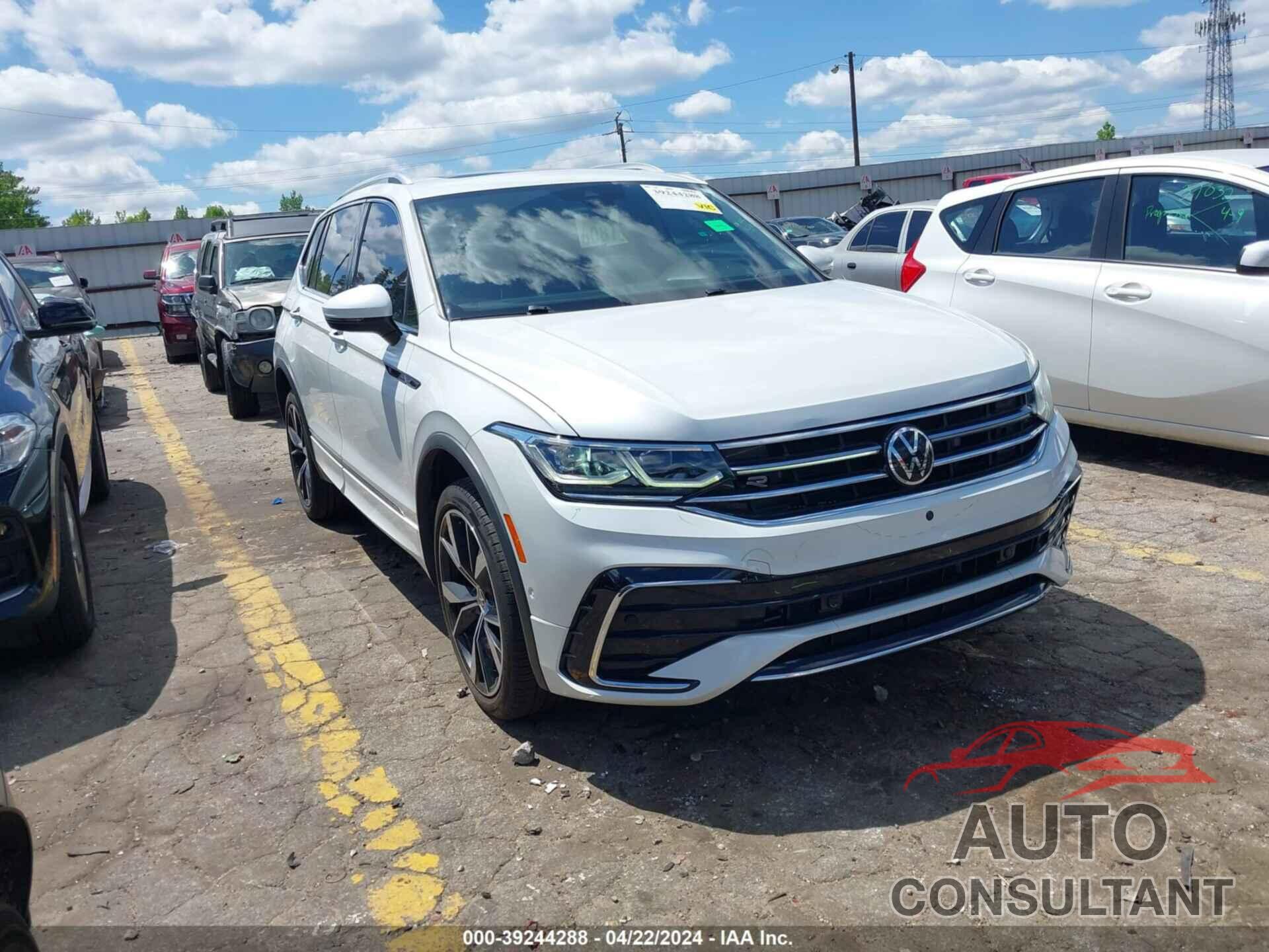 VOLKSWAGEN TIGUAN 2022 - 3VV4B7AX0NM117728