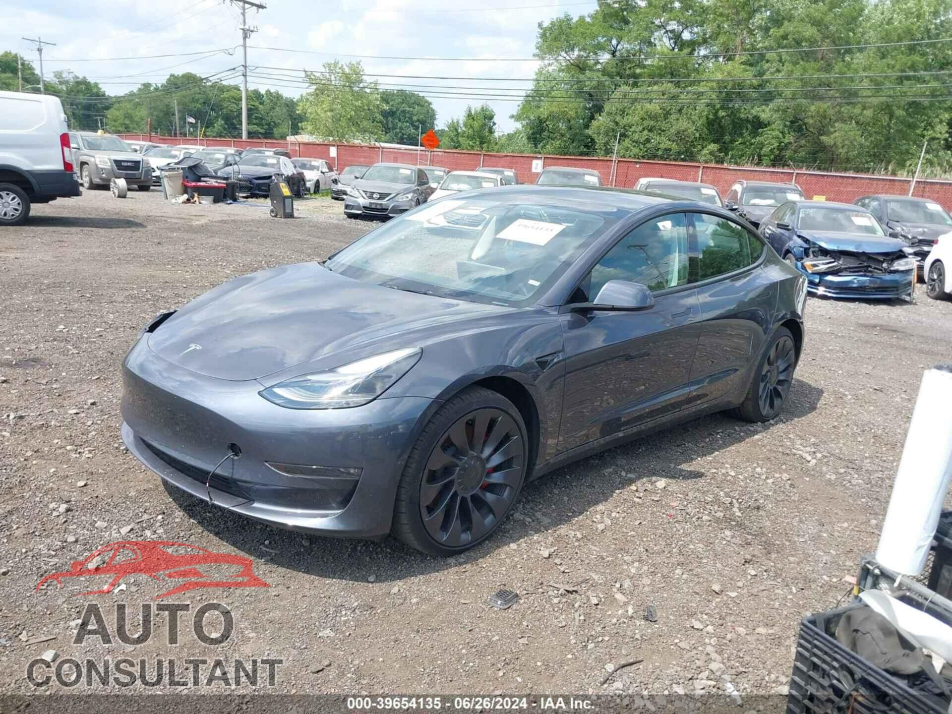 TESLA MODEL 3 2023 - 5YJ3E1EC9PF636712