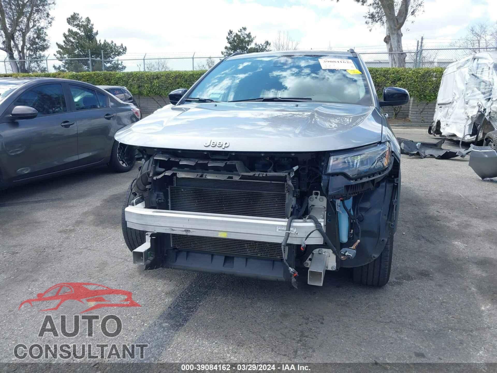JEEP COMPASS 2022 - 3C4NJCBB2NT205252