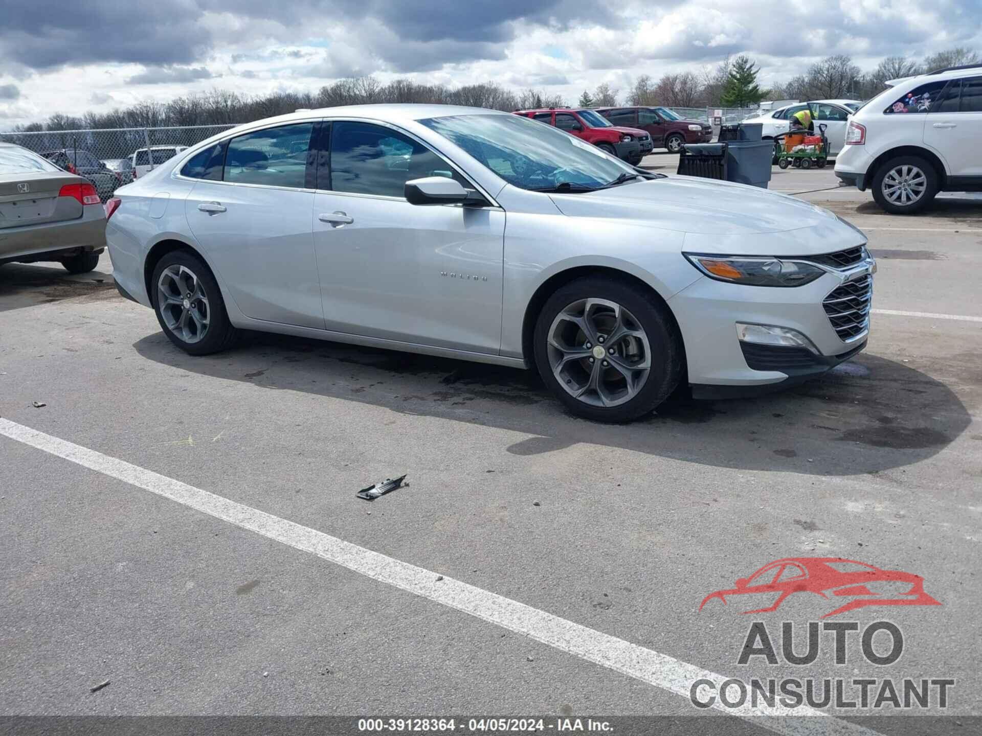 CHEVROLET MALIBU 2021 - 1G1ZD5ST2MF005406