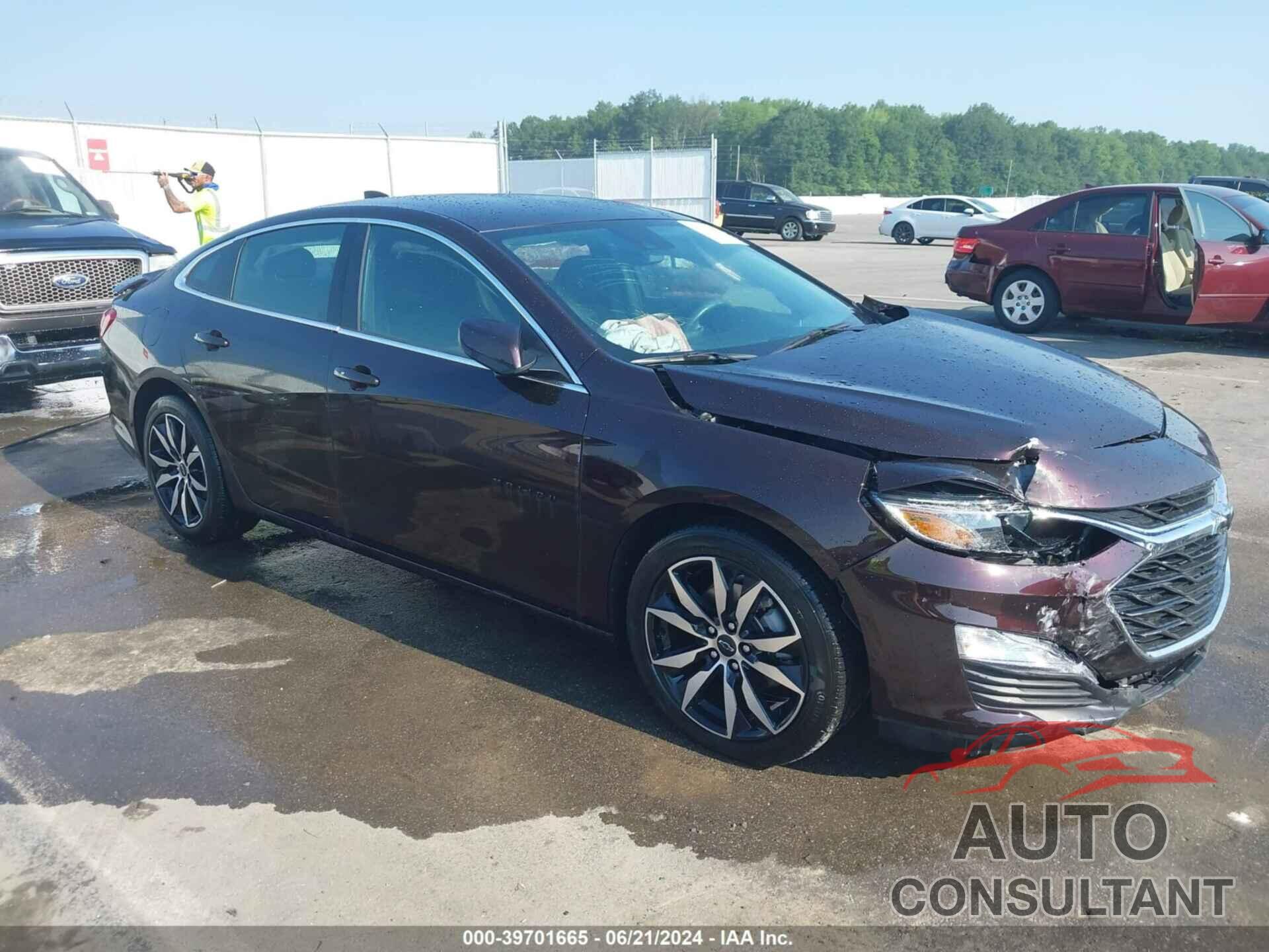 CHEVROLET MALIBU 2021 - 1G1ZG5ST1MF043961