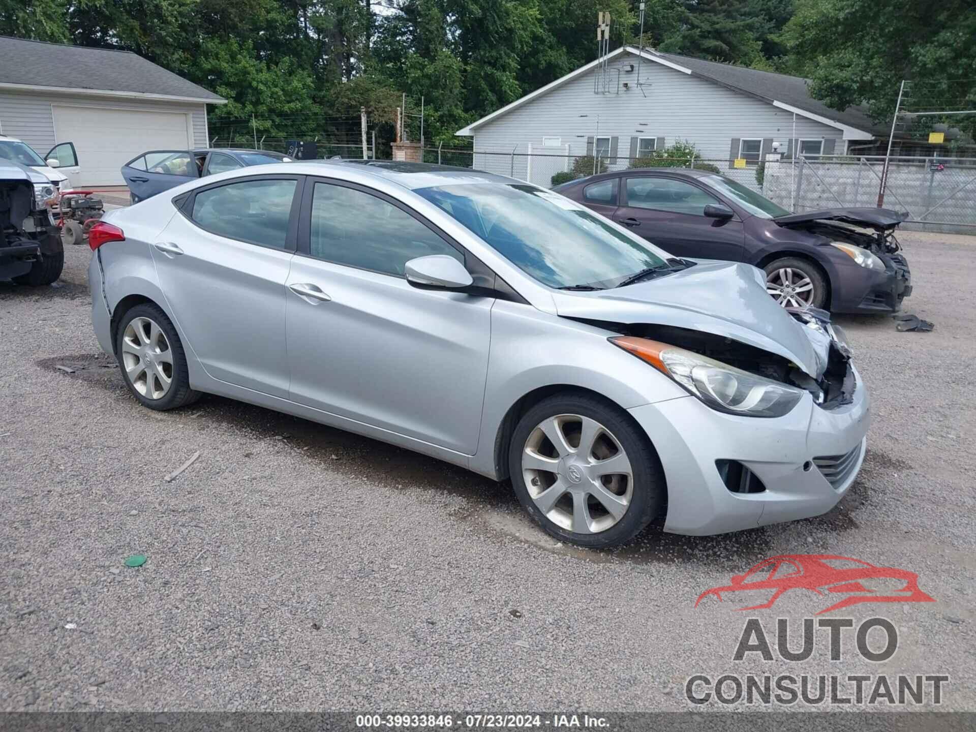 HYUNDAI ELANTRA 2013 - 5NPDH4AE7DH424389