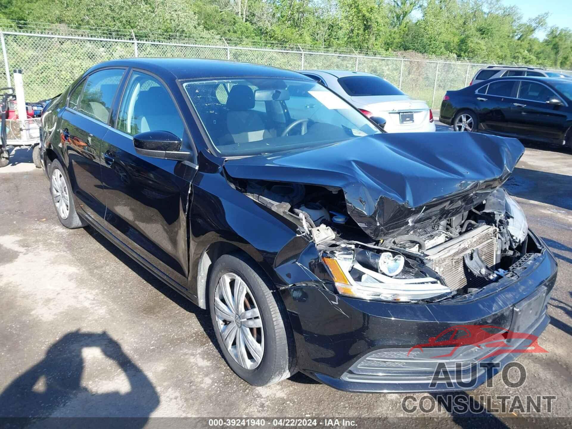 VOLKSWAGEN JETTA 2017 - 3VW2B7AJ1HM311395