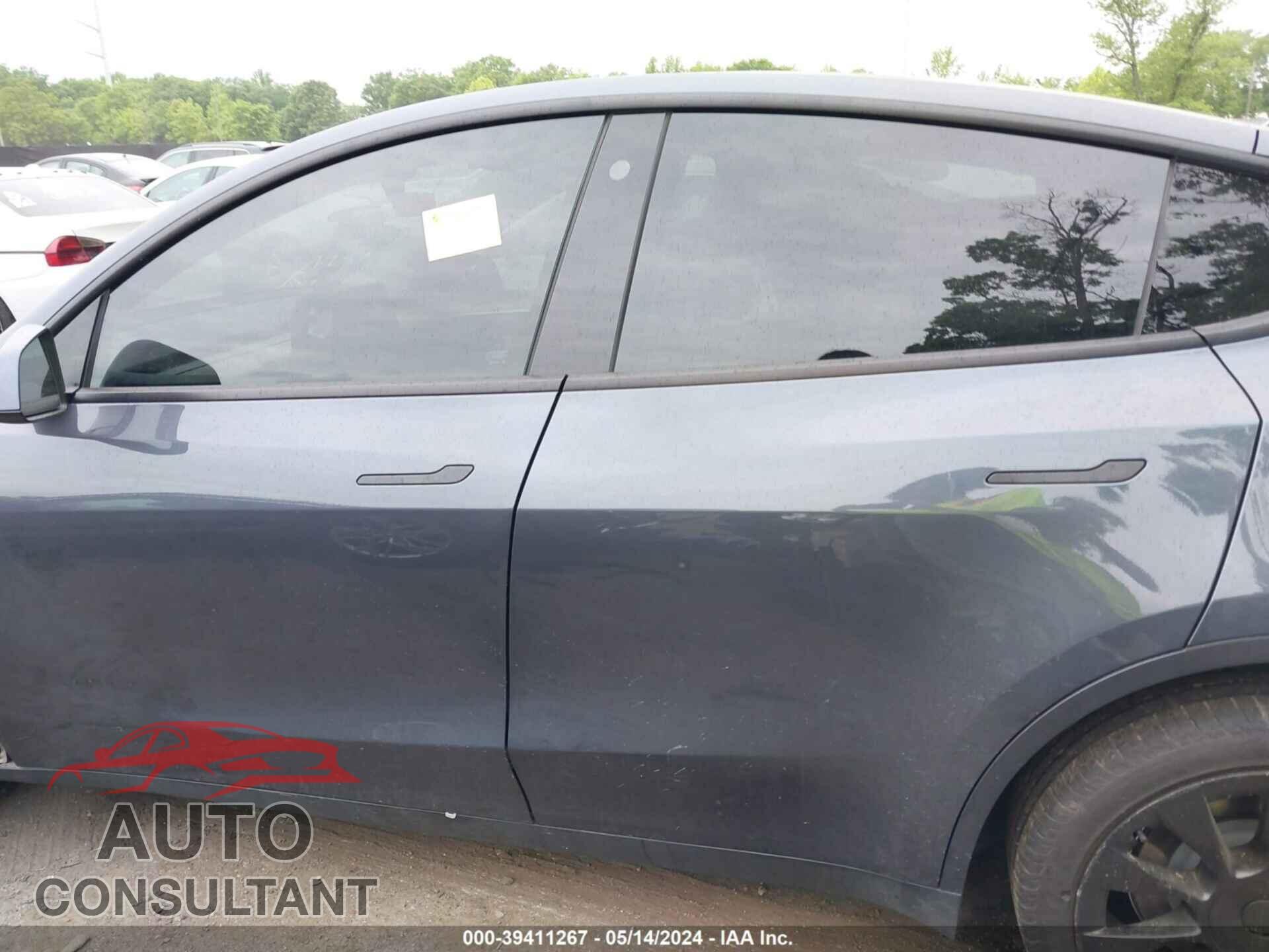 TESLA MODEL Y 2022 - 7SAYGAEE7NF515744