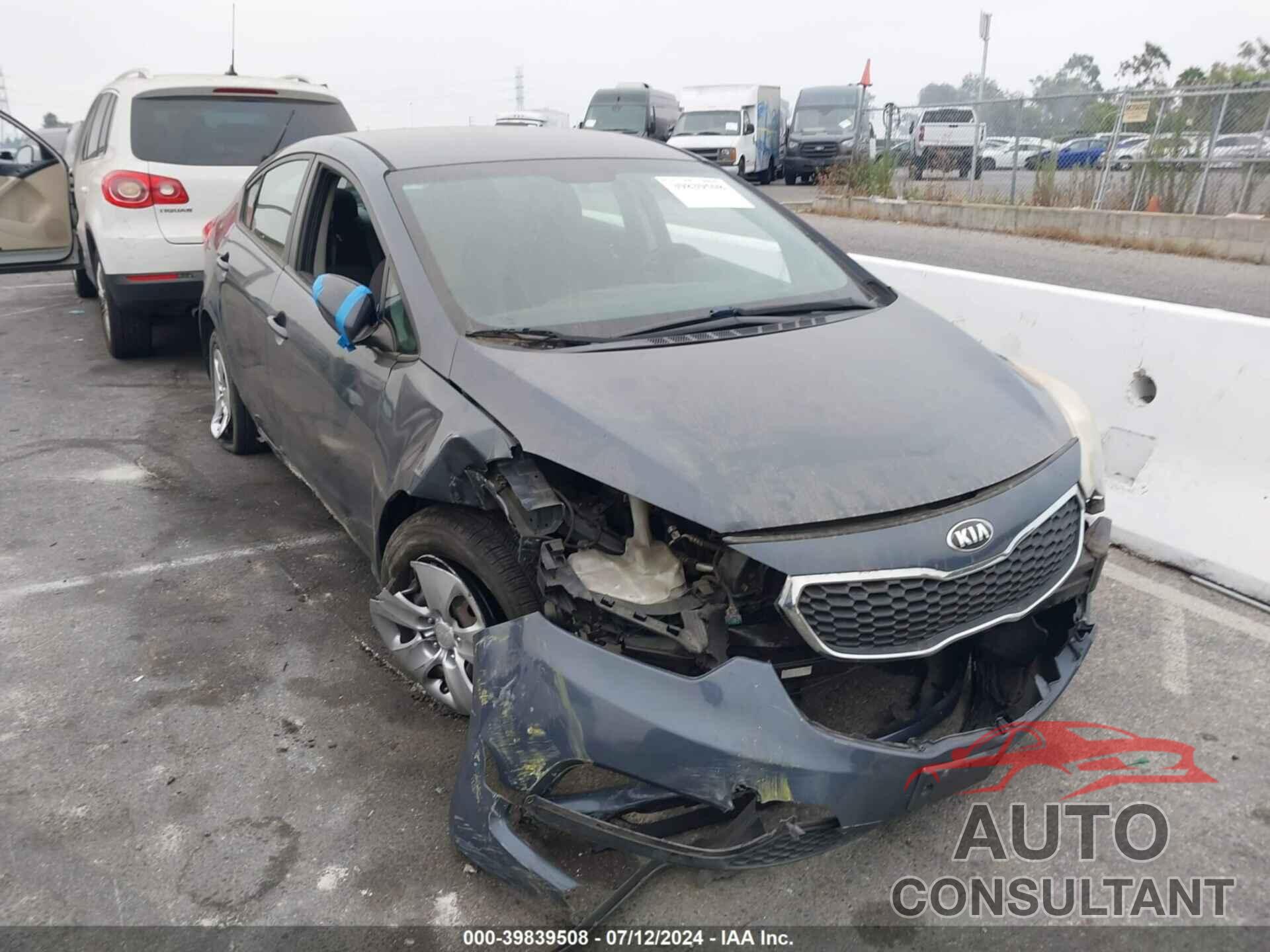 KIA FORTE 2016 - KNAFX4A67G5549110