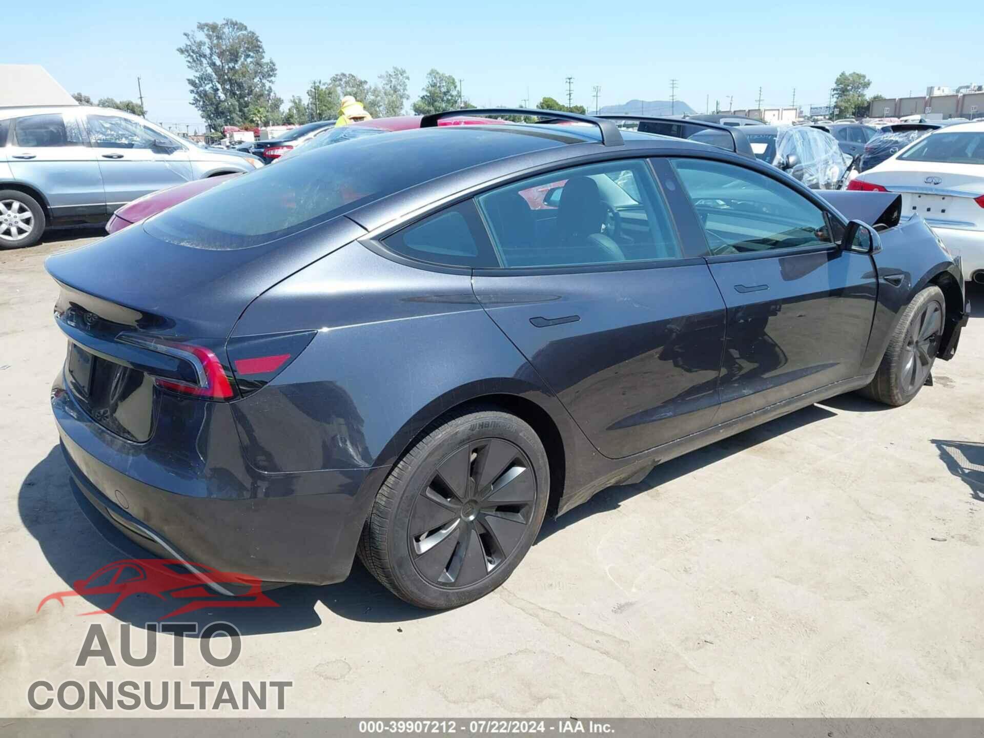 TESLA MODEL 3 2024 - 5YJ3E1EA2RF749483