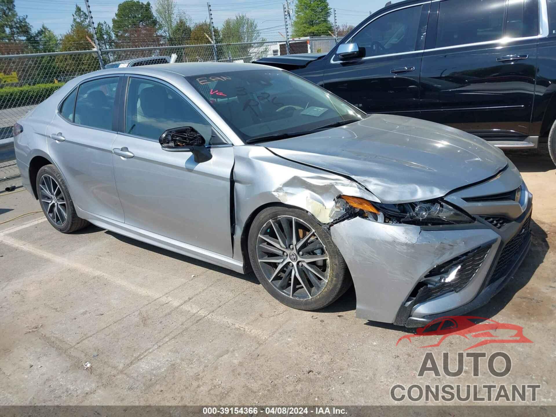 TOYOTA CAMRY 2023 - 4T1G11AK3PU764828