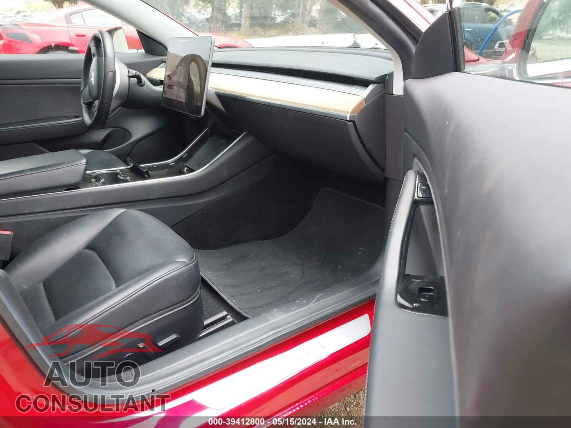 TESLA MODEL 3 2019 - 5YJ3E1EB0KF387331