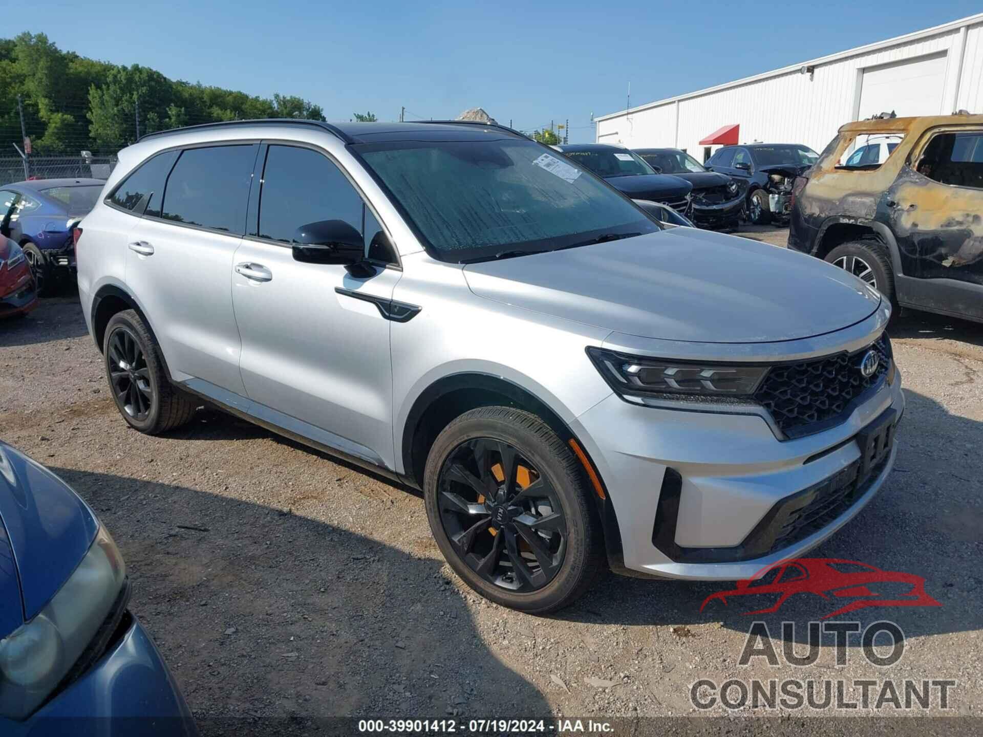 KIA SORENTO 2021 - 5XYRKDLF4MG044219