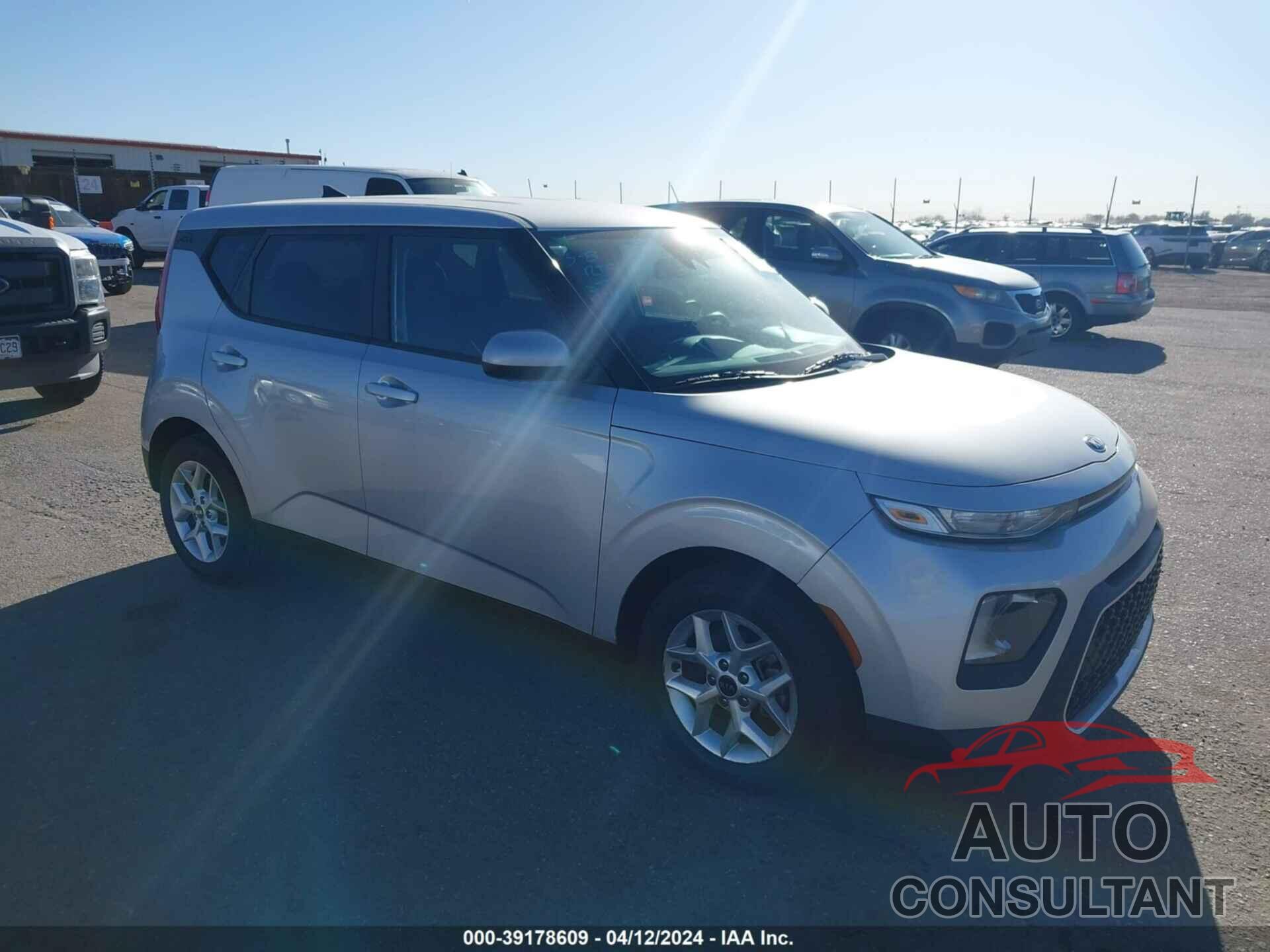 KIA SOUL 2021 - KNDJ23AU5M7748130