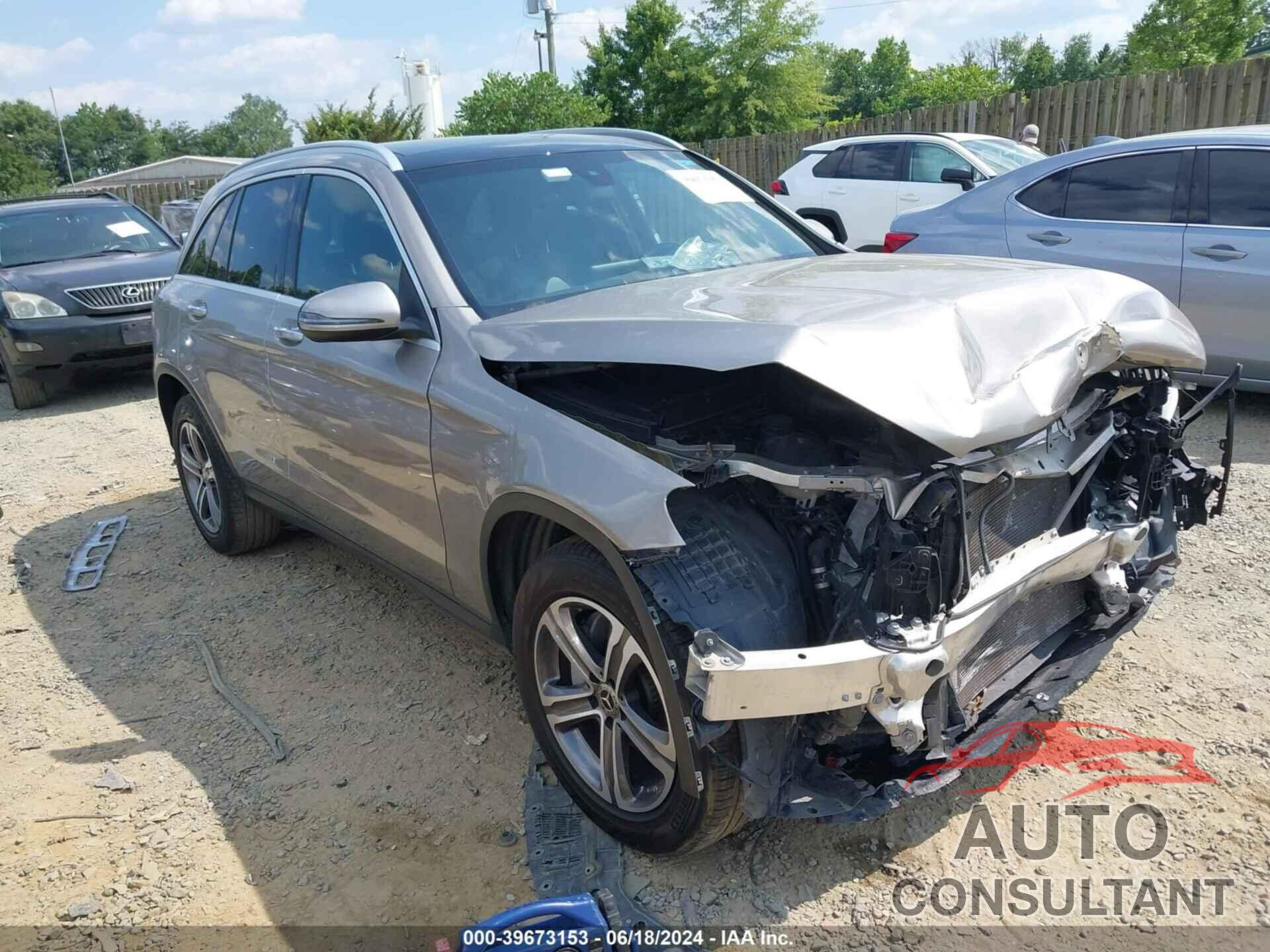 MERCEDES-BENZ GLC 300 2019 - WDC0G4KB1KF643579